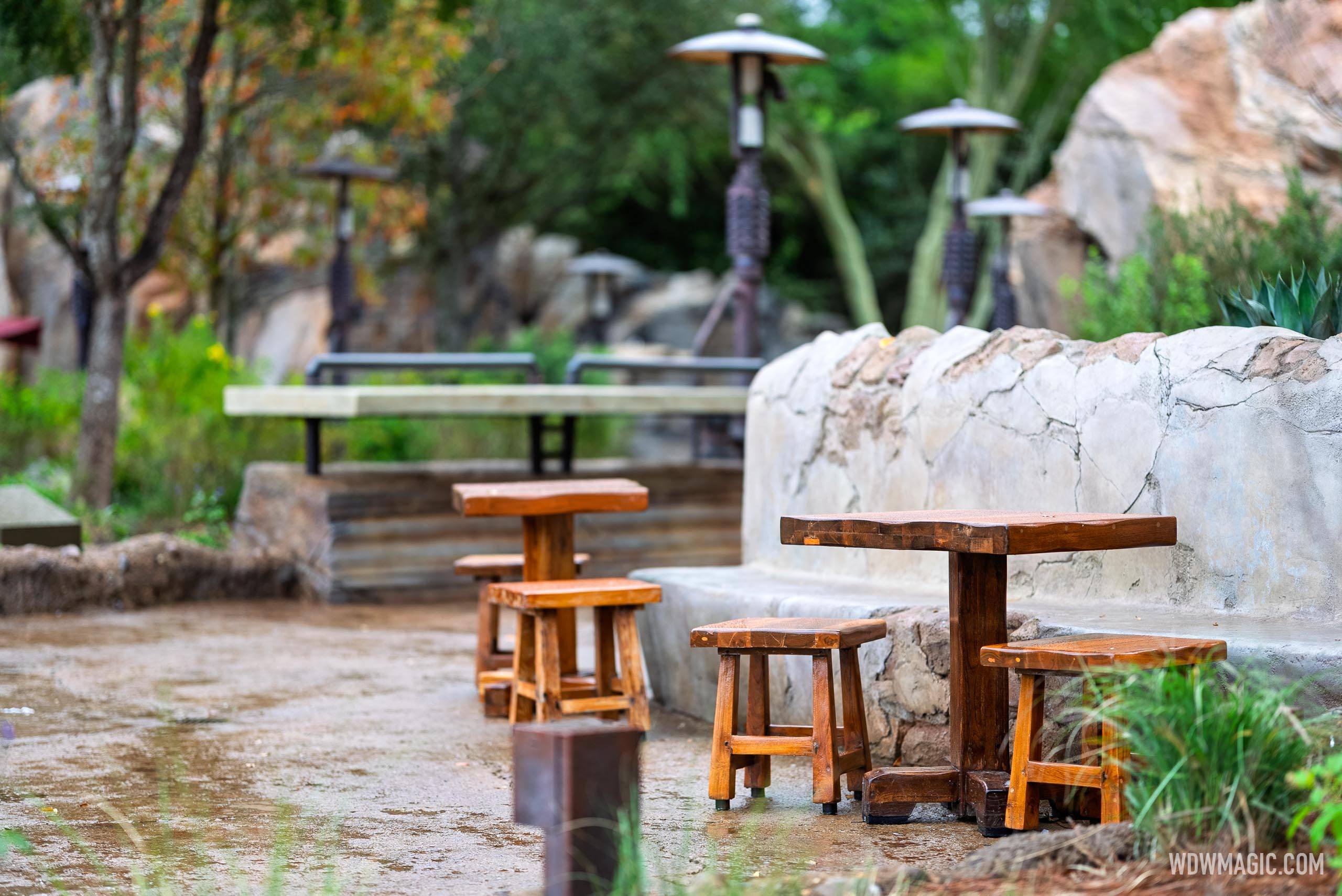 Star Wars Galaxy's Edge Seating Area Opens at Hollywood Studios