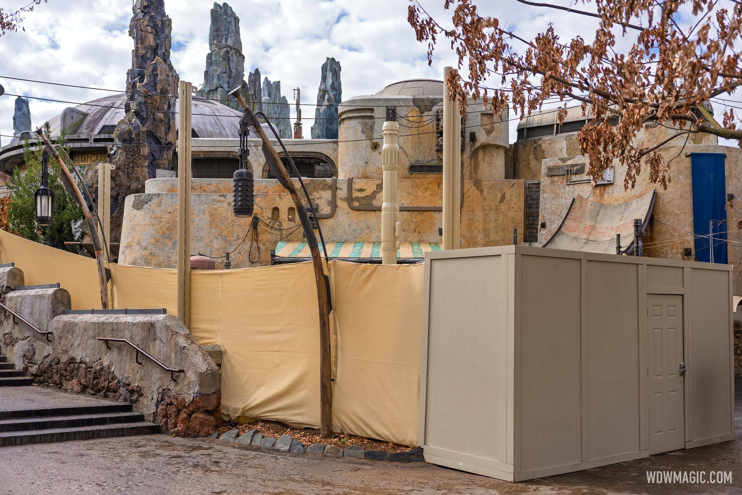 Star Wars: Galaxy's Edge Shade Structure Construction - February 2025