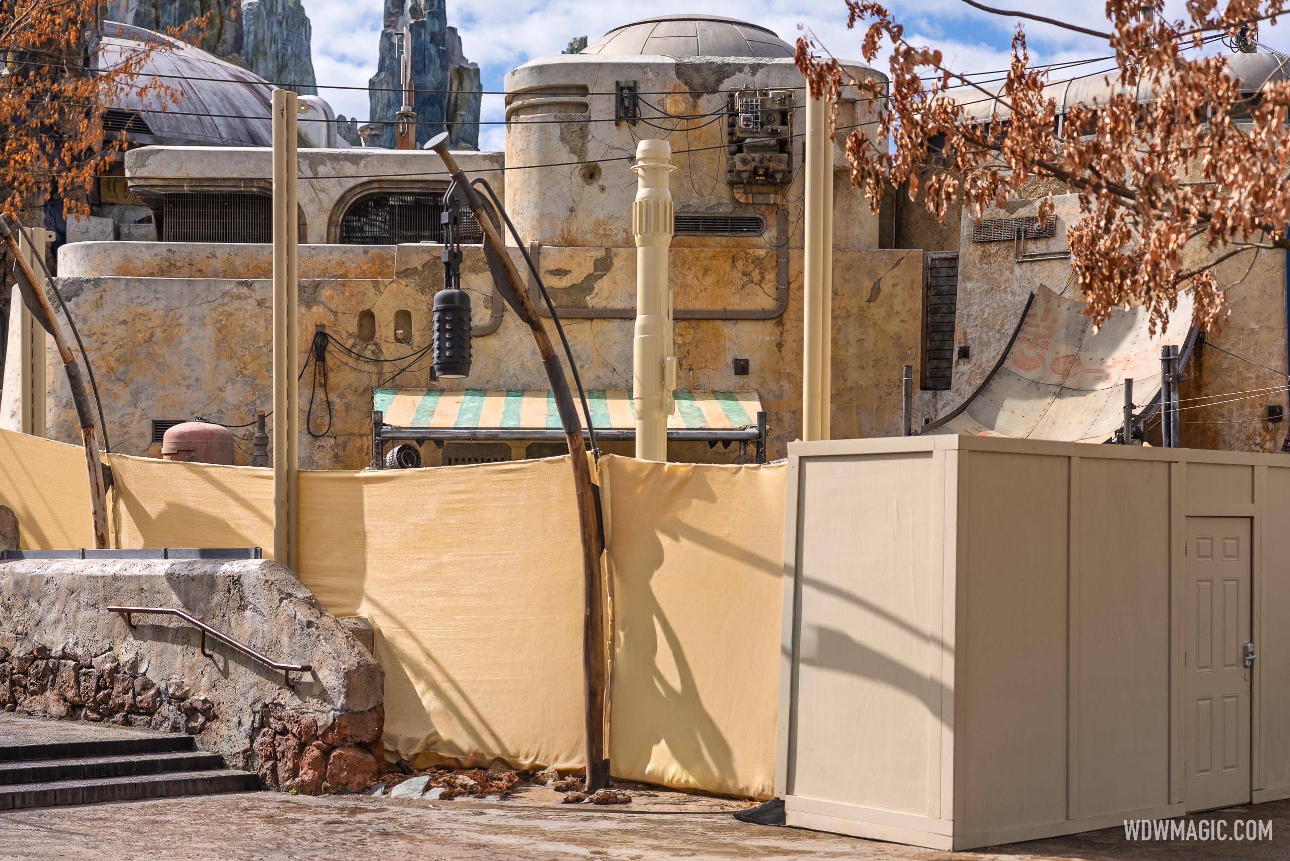 Star Wars: Galaxy's Edge Shade Structure Construction - February 2025