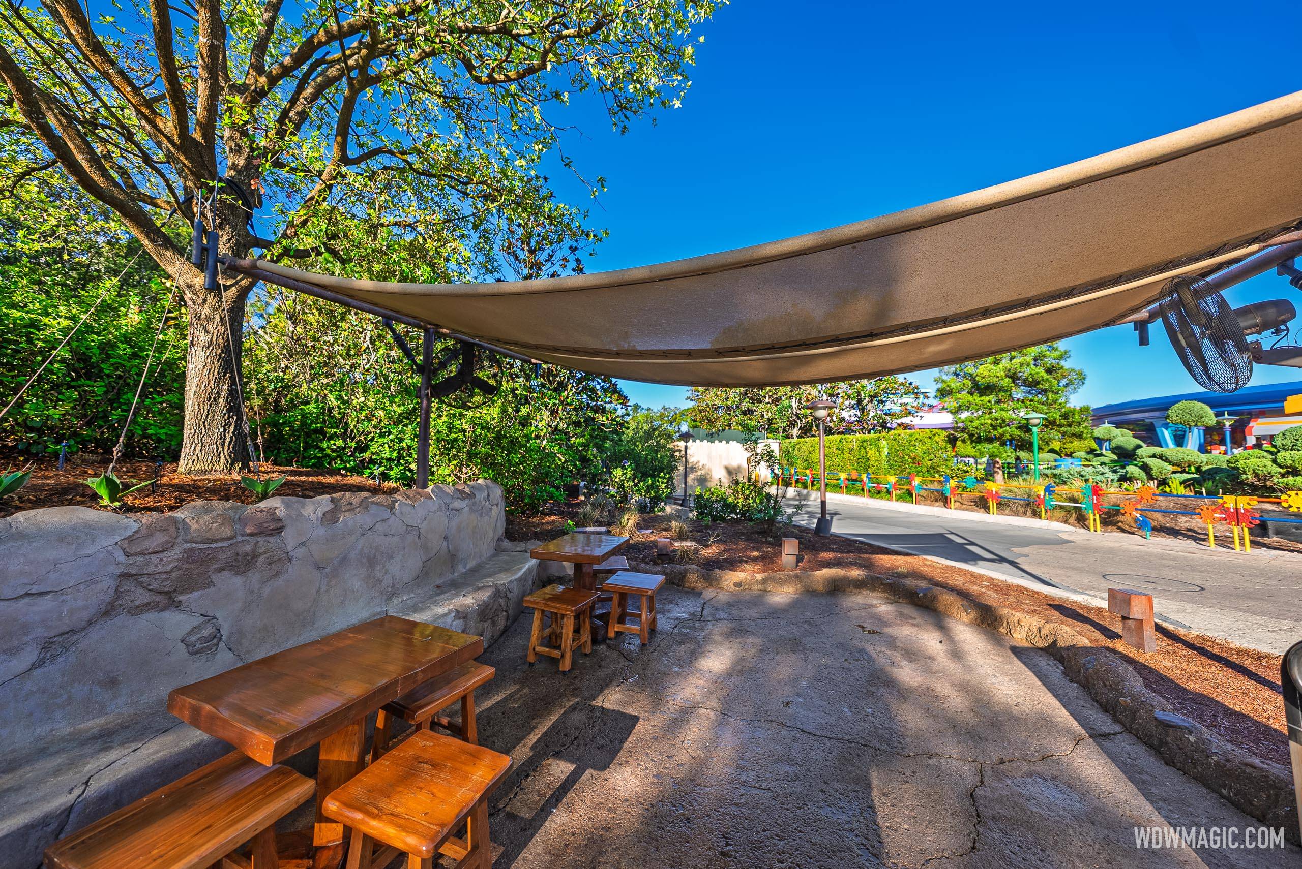 Shaded Seating Area Complete Between Galaxy's Edge and Toy Story Land