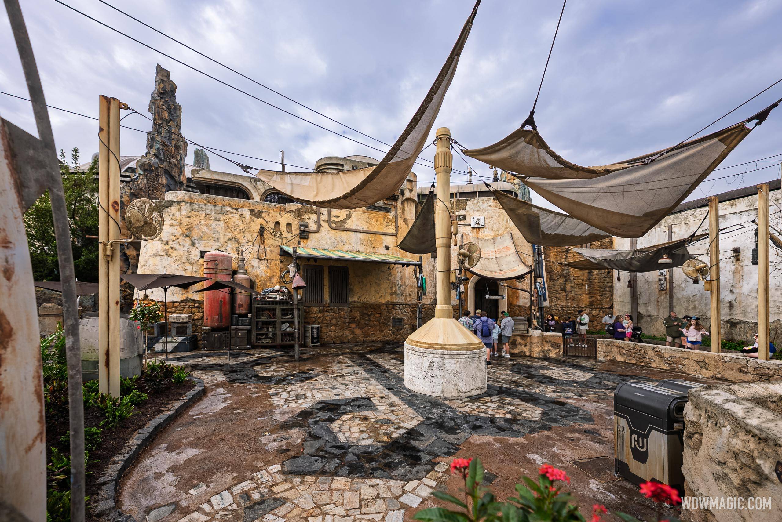 New Shade Canopies Revealed Near Savi's Workshop – Star Wars: Galaxy's Edge
