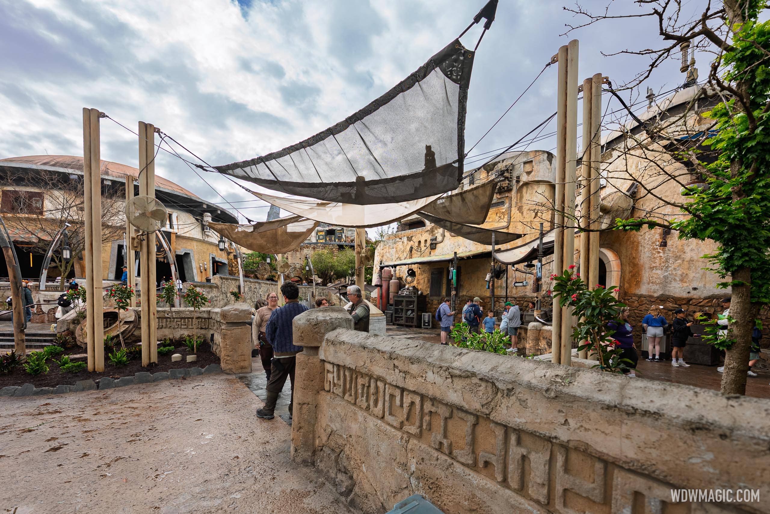 New Shade Canopies Revealed Near Savi's Workshop – Star Wars: Galaxy's Edge