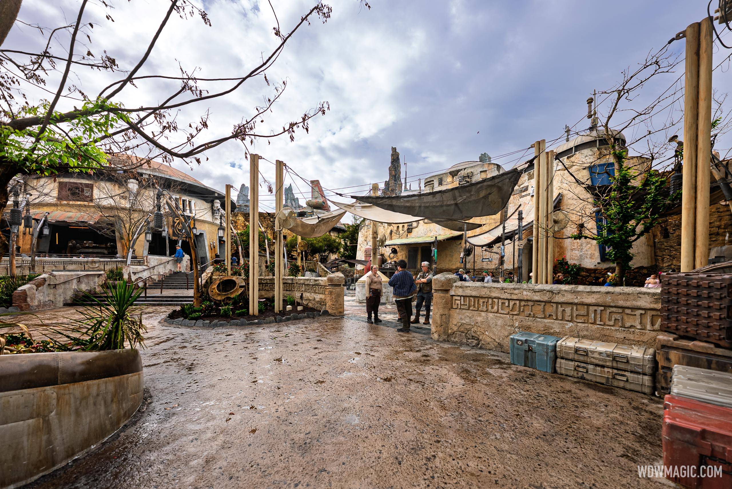 New Shade Canopies Revealed Near Savi's Workshop – Star Wars: Galaxy's Edge