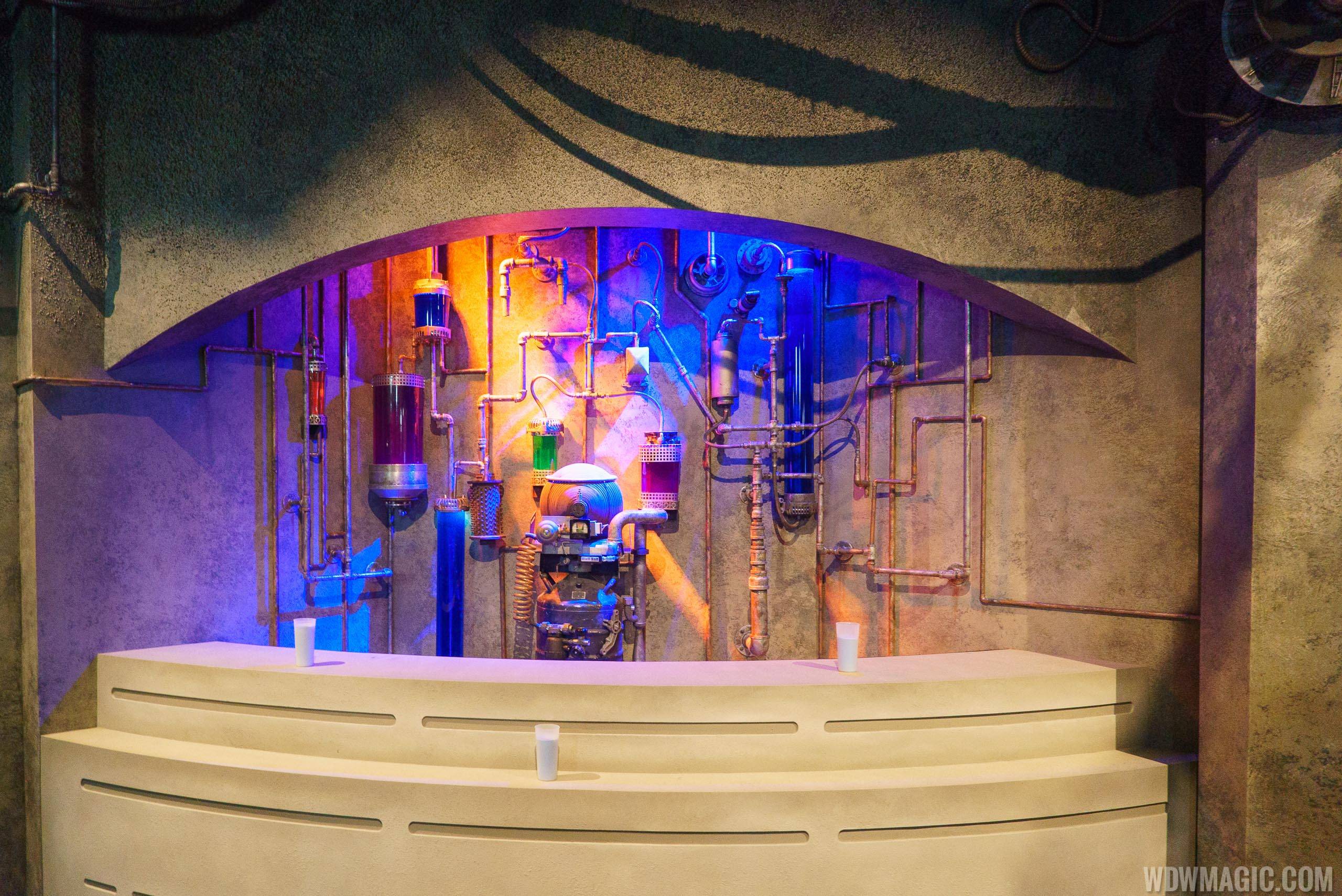 Star Wars Launch Bay - The Cantina
