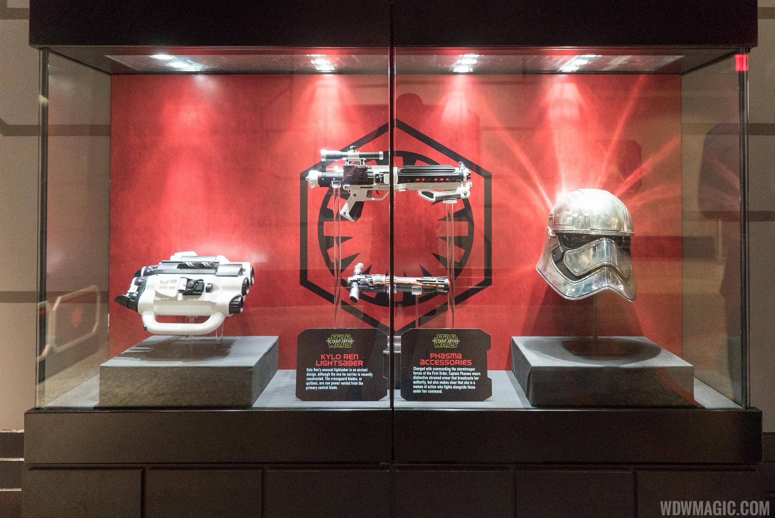 Star Wars Launch Bay - Preview gallery props