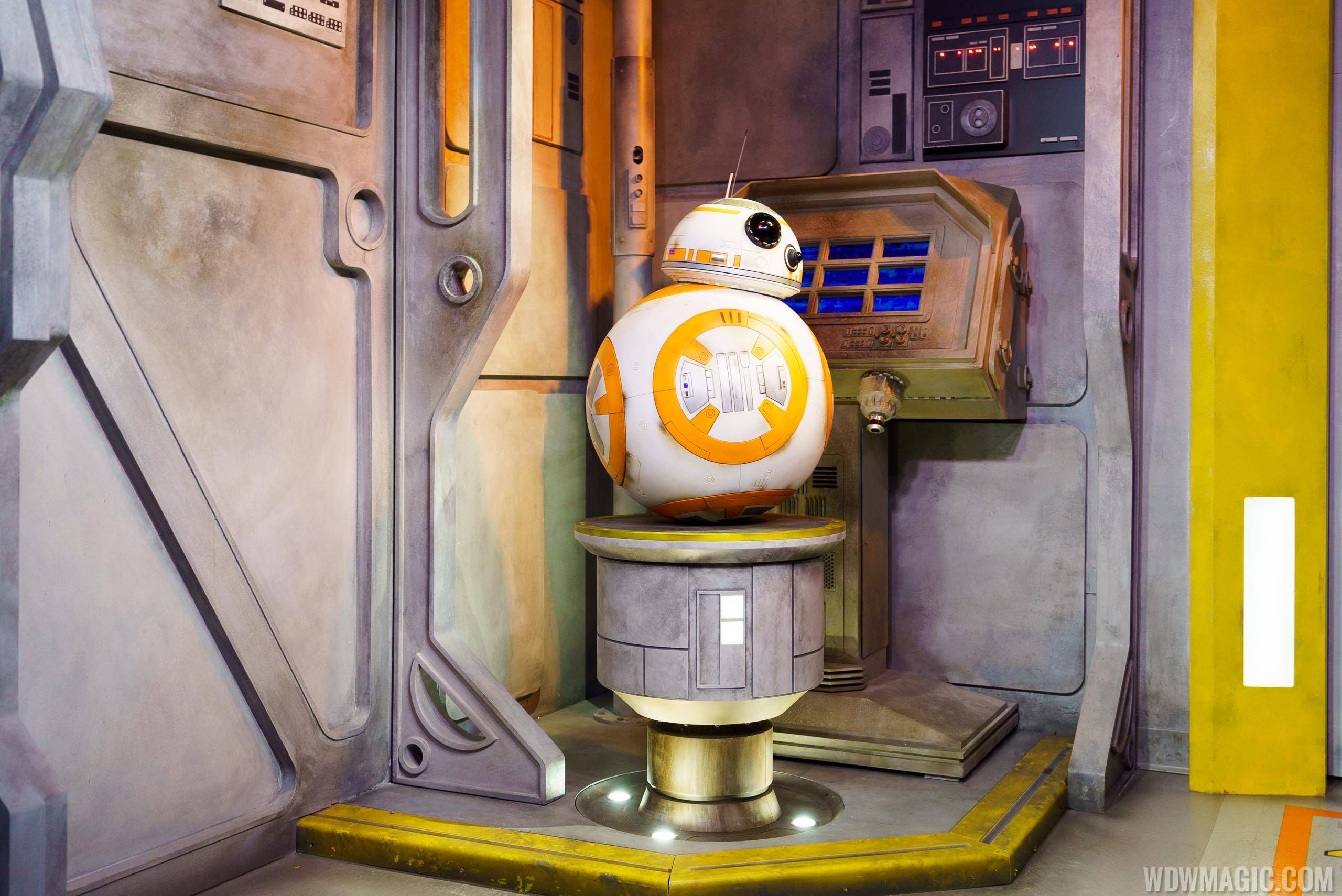 https://wdwmagic.twic.pics/ElementGalleryItems/attractions/Fullsize/Star-Wars-Launch-Bay_Full_30078.jpg?twic=v1