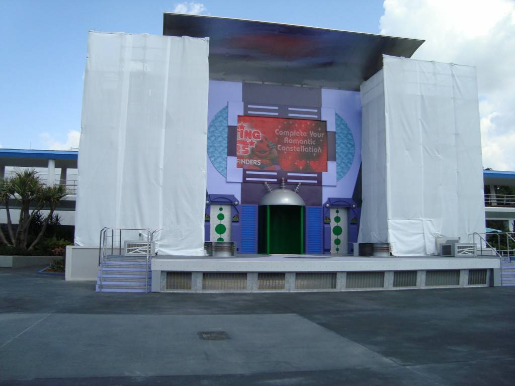 More tarps appear on the former Stitch's SuperSonic Celebration stage