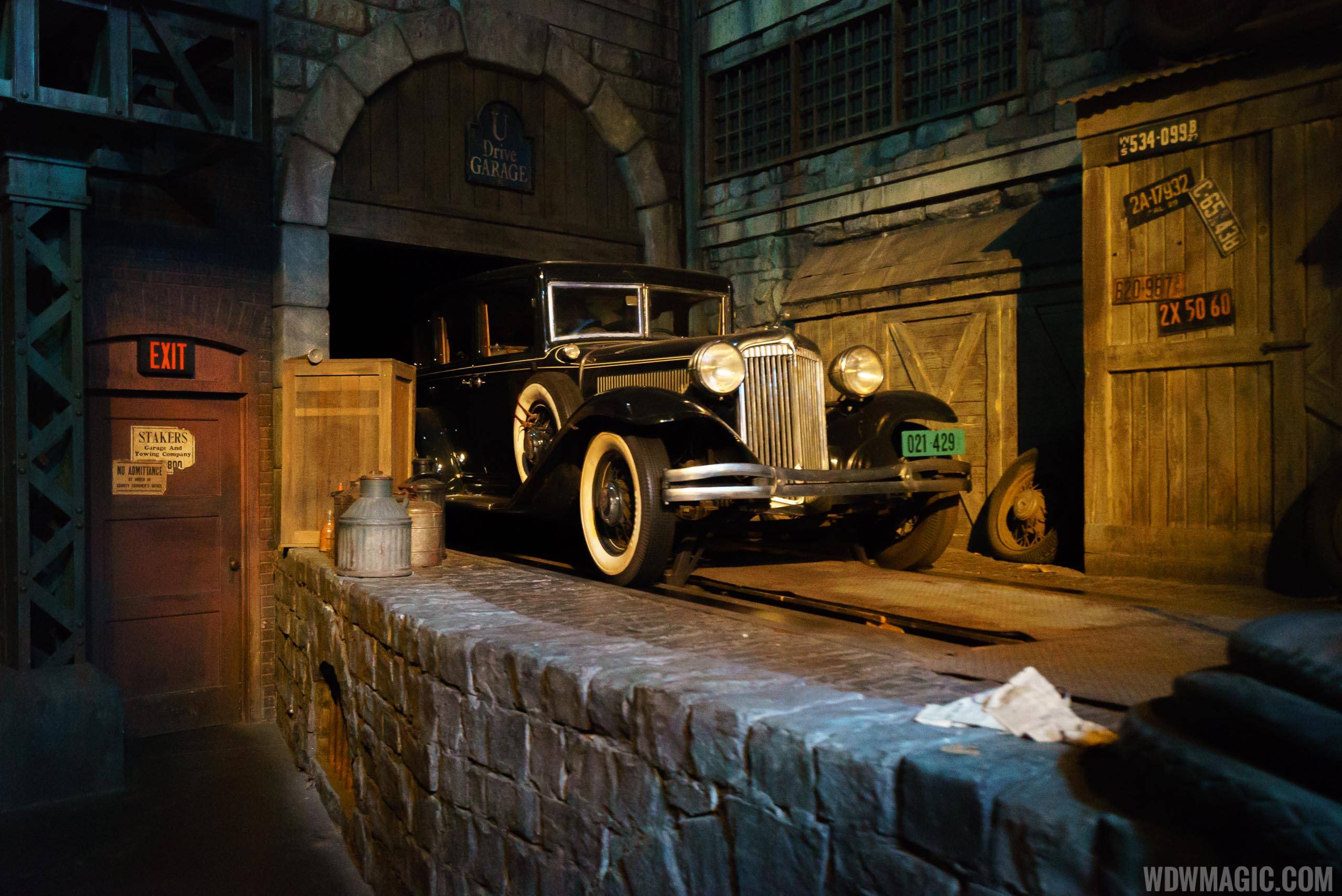 The Great Movie Ride - Gangster Scene car