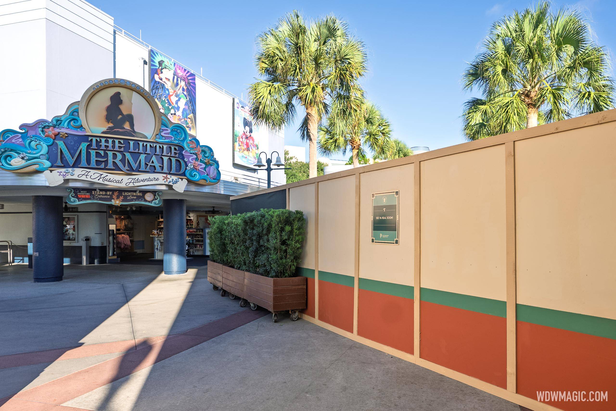 Animation Courtyard Construction Walls - September 25, 2025
