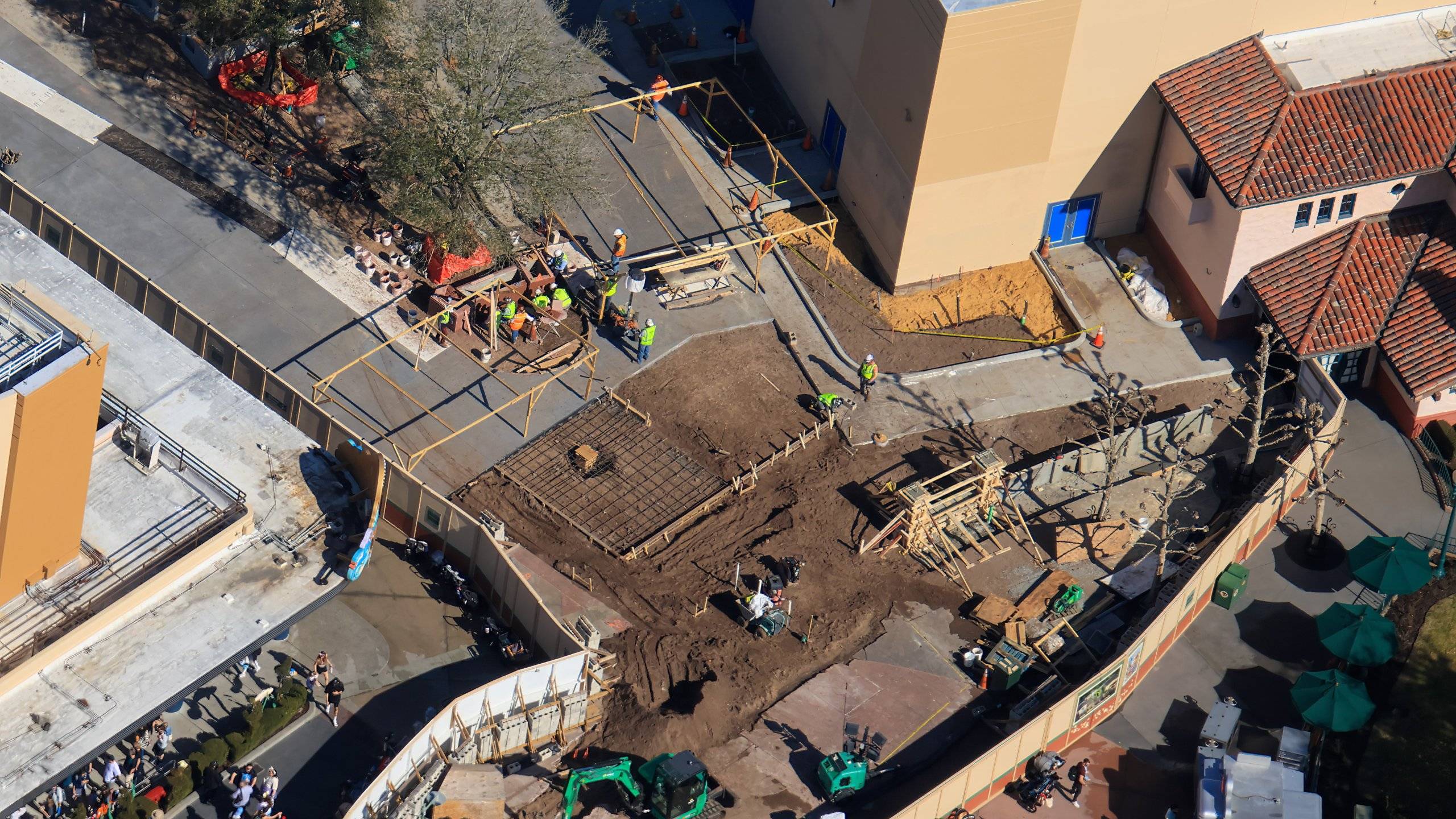 Hollywood Studios Animation Courtyard Overhaul: New Aerials Show Entrance Area Taking Shape