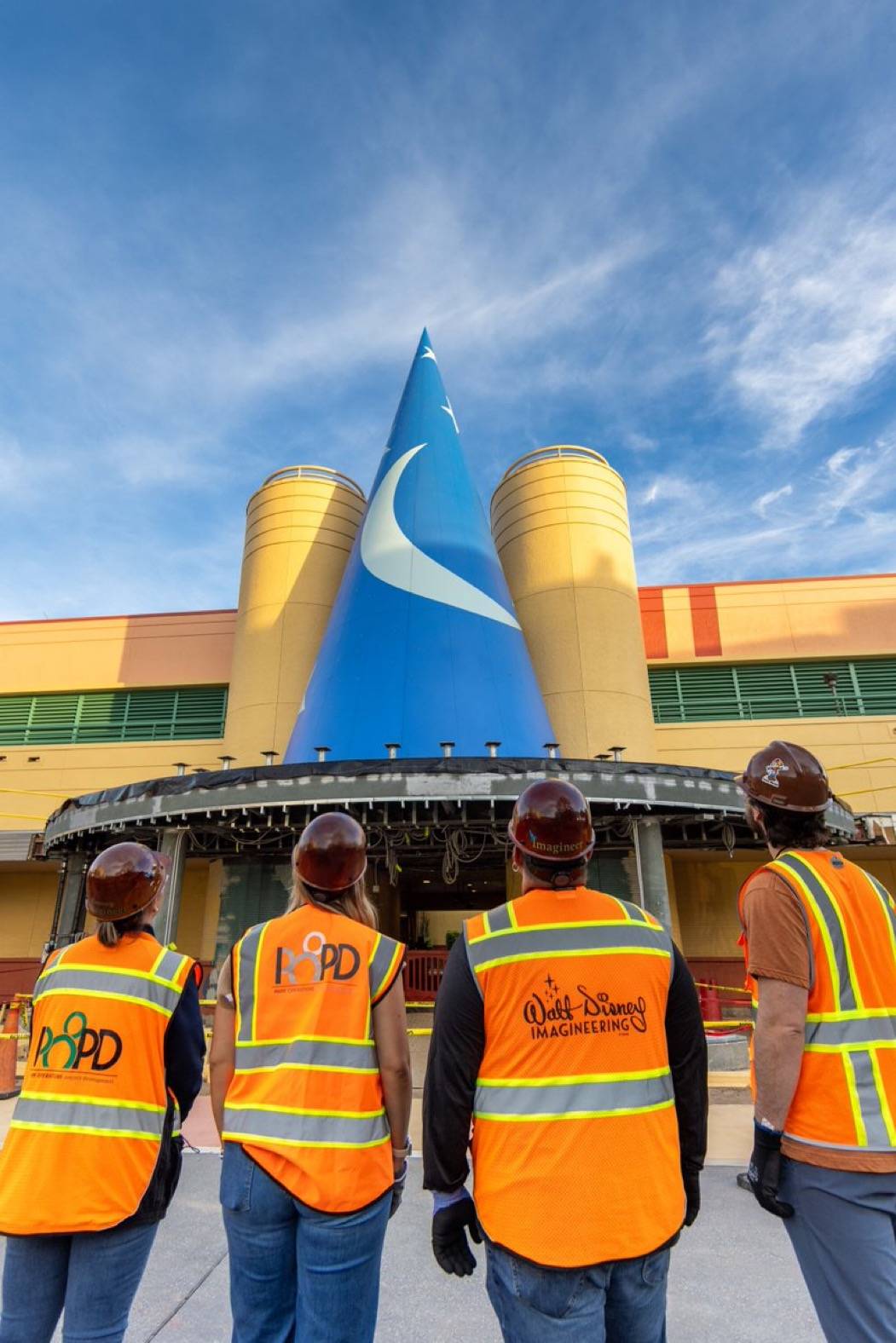Sorcerer Hat installed at The Magic of Disney Animation building at Disney's Hollywood Studios