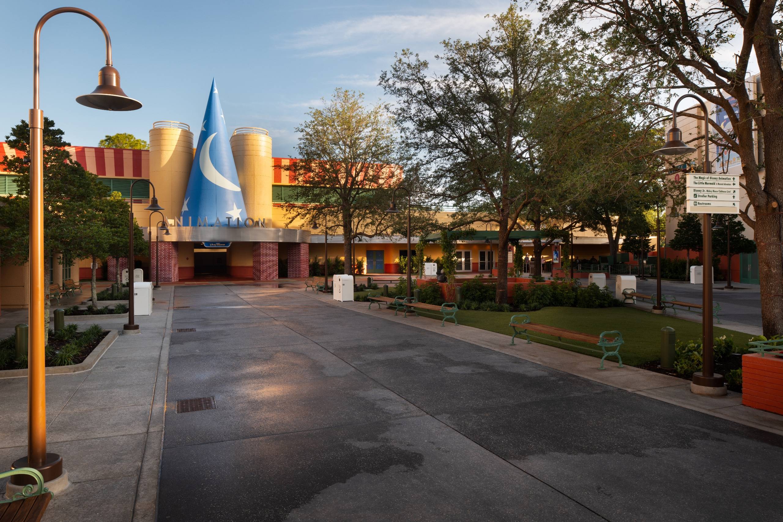 Walt Disney Studios Courtyard