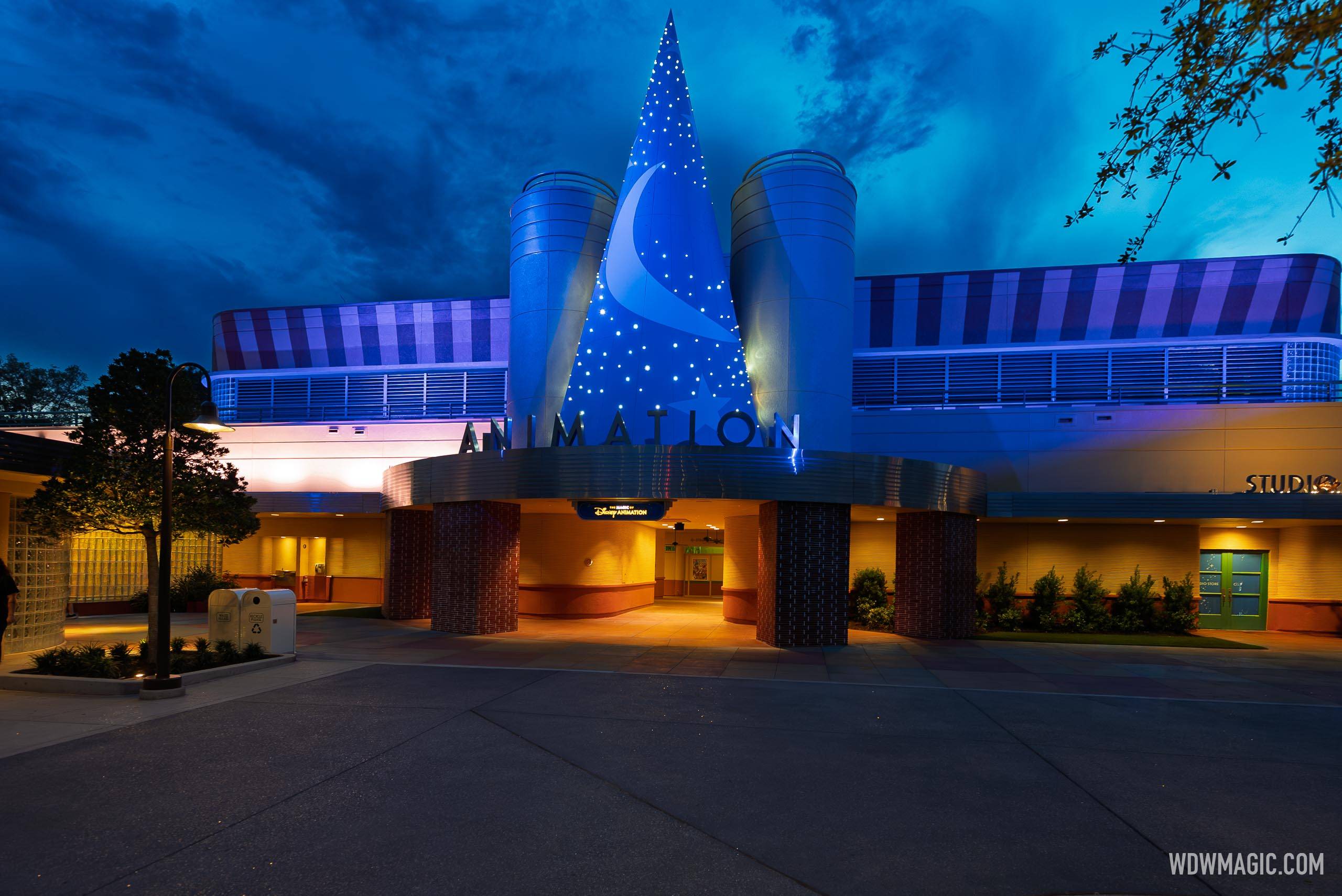 Walt Disney Studios Courtyard After Dark: Nighttime Photos