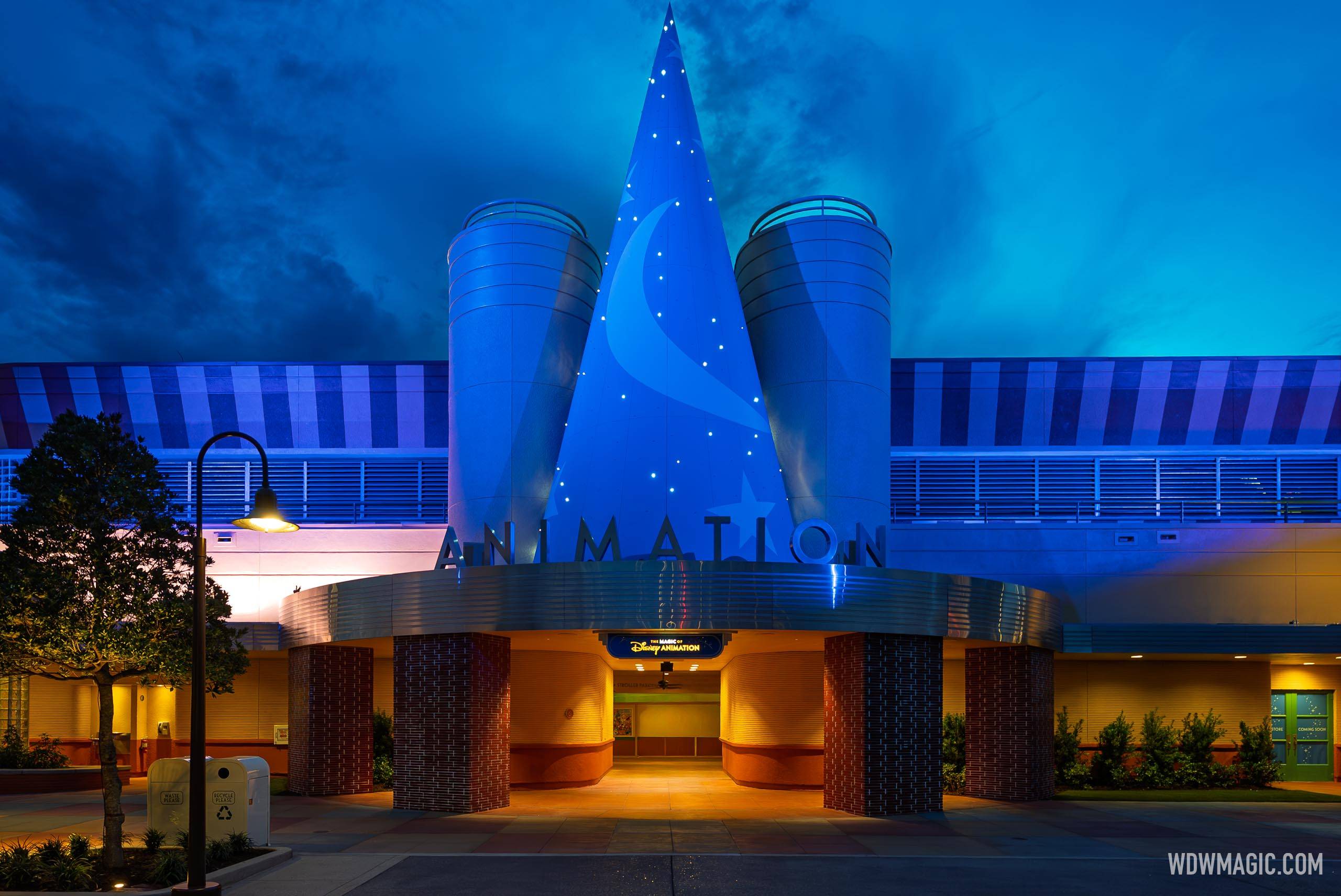 Walt Disney Studios Courtyard After Dark: Nighttime Photos