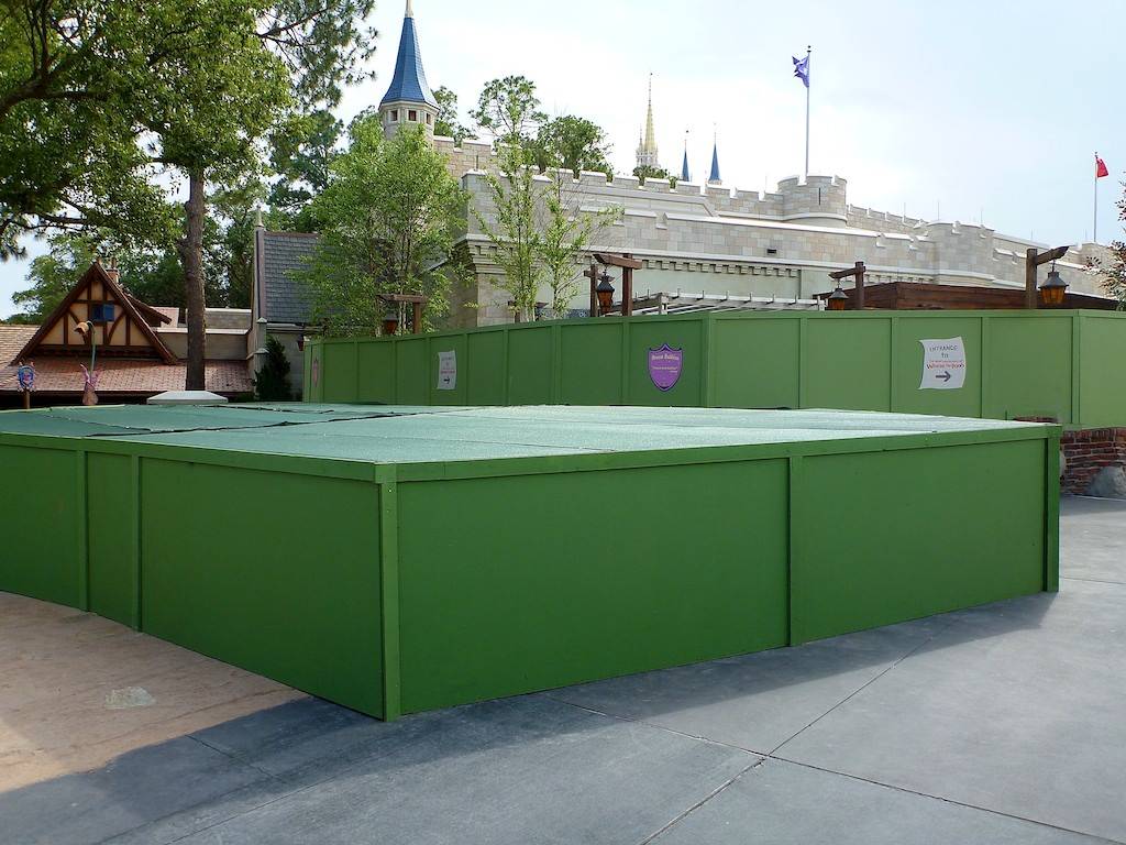 PHOTOS - Latest look at the new meet and greet construction at 'The Many Adventures of Winnie the Pooh'