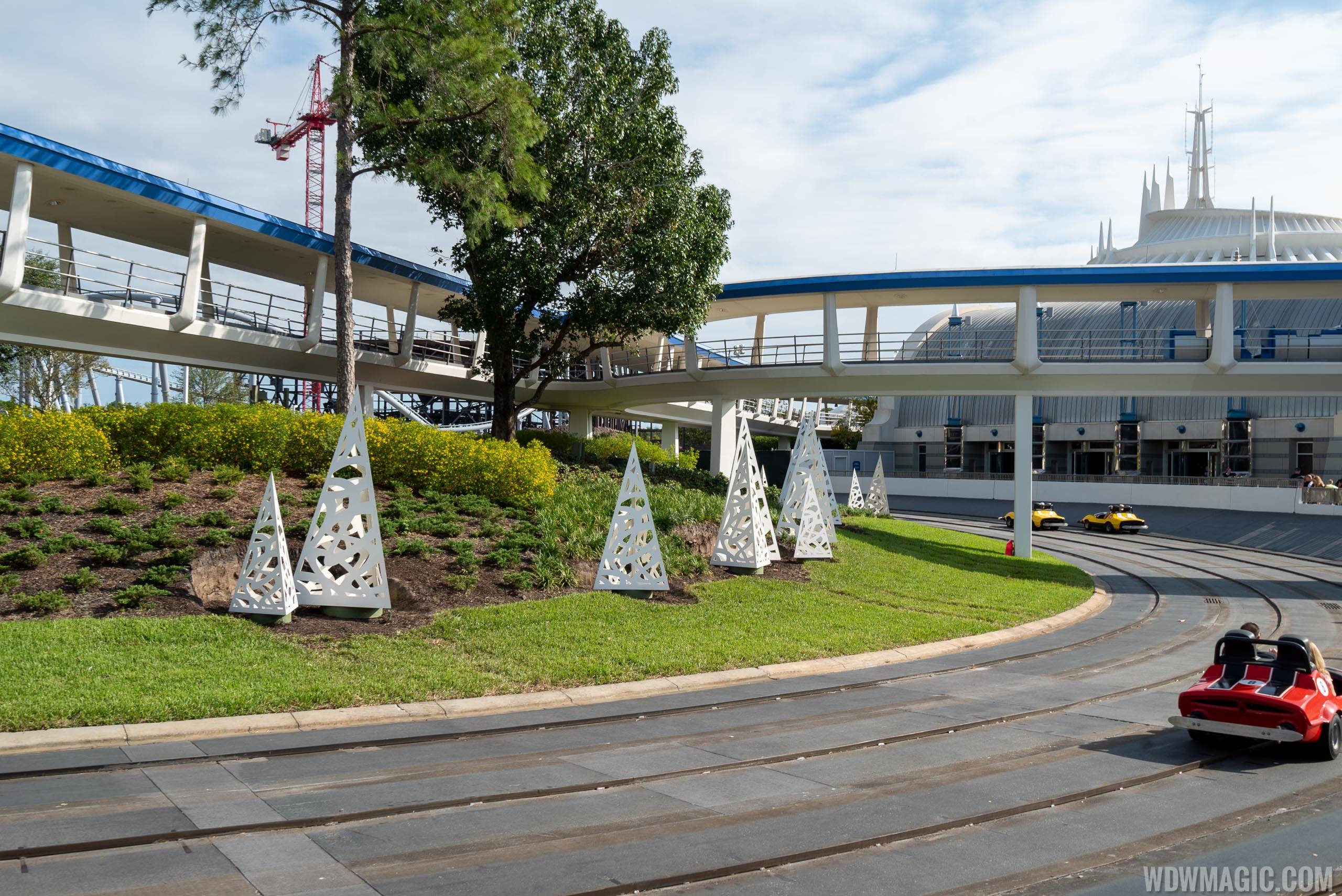 PHOTOS - Lighting structures installed at Tomorrowland Speedway for holiday overlay