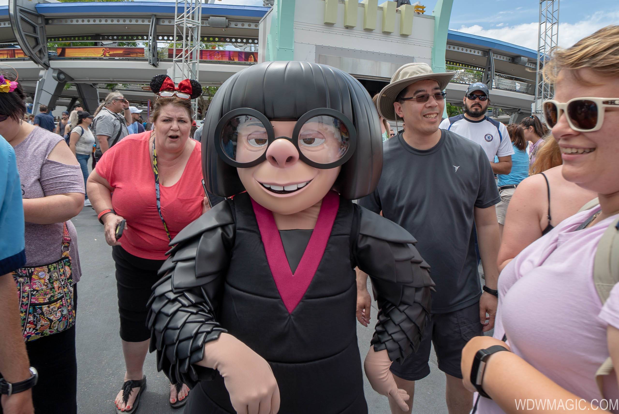 Edna Mode at the Incredible Tomorrowland Expo