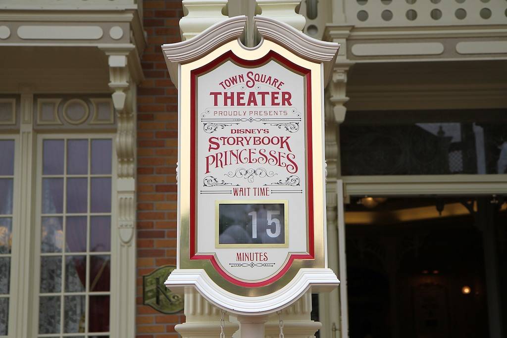 PHOTOS - Town Square Theater soft opening including Mickey meet and greet