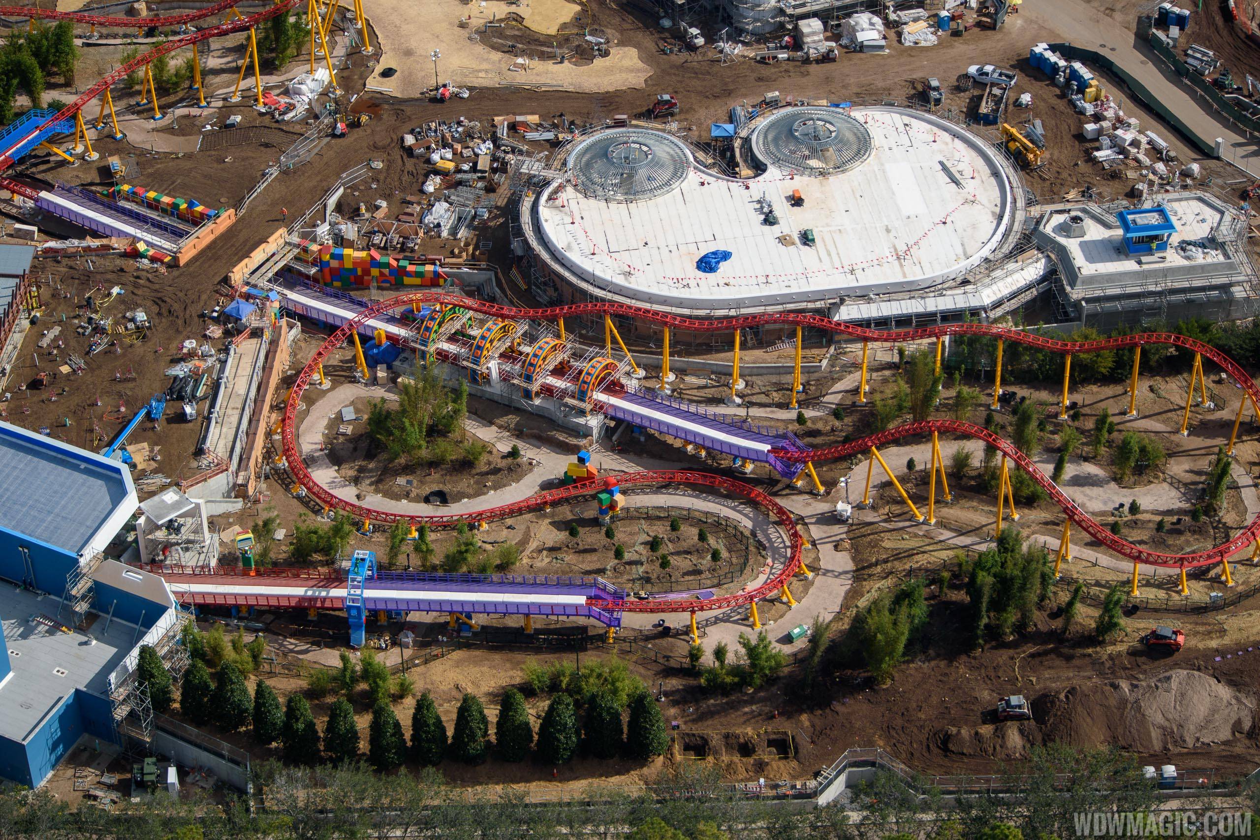 Slinky Dog Dash Coaster and Alien Swirling Saucers
