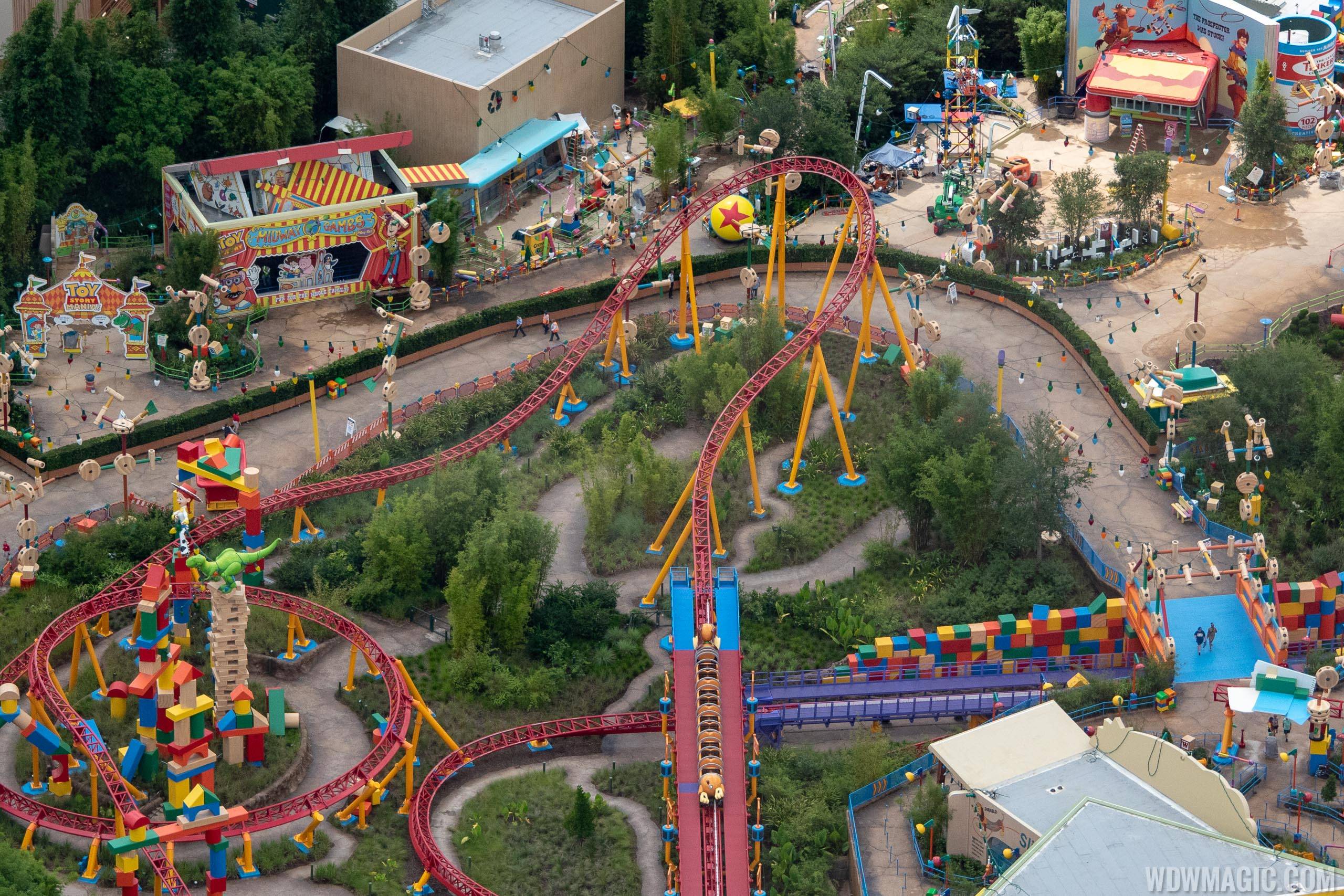 toy story land construction