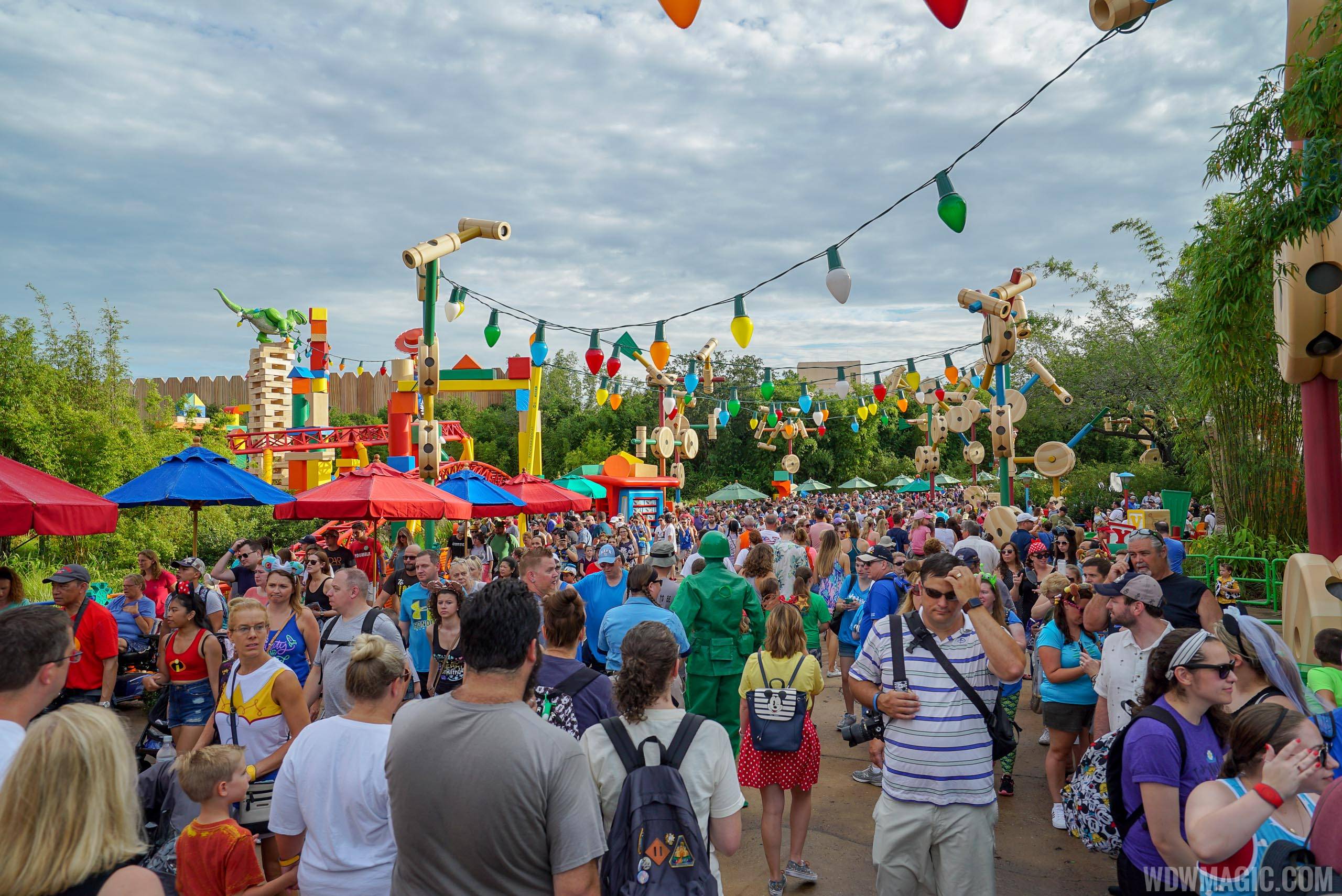 Toy Story Land opening day crowds