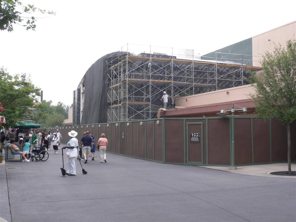 Toy Story Mania construction in 2007
