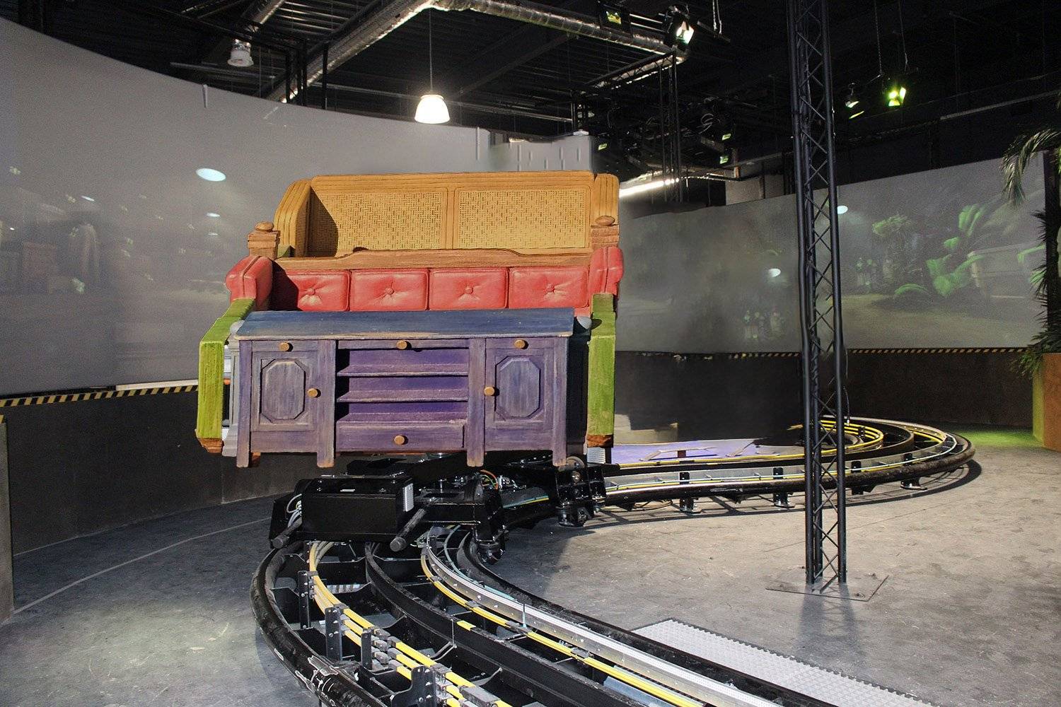 Mockup of the Encanto ride vehicle on the Zierer ride system. (Image by Scott_Walker on the WDWMAGIC Forums)