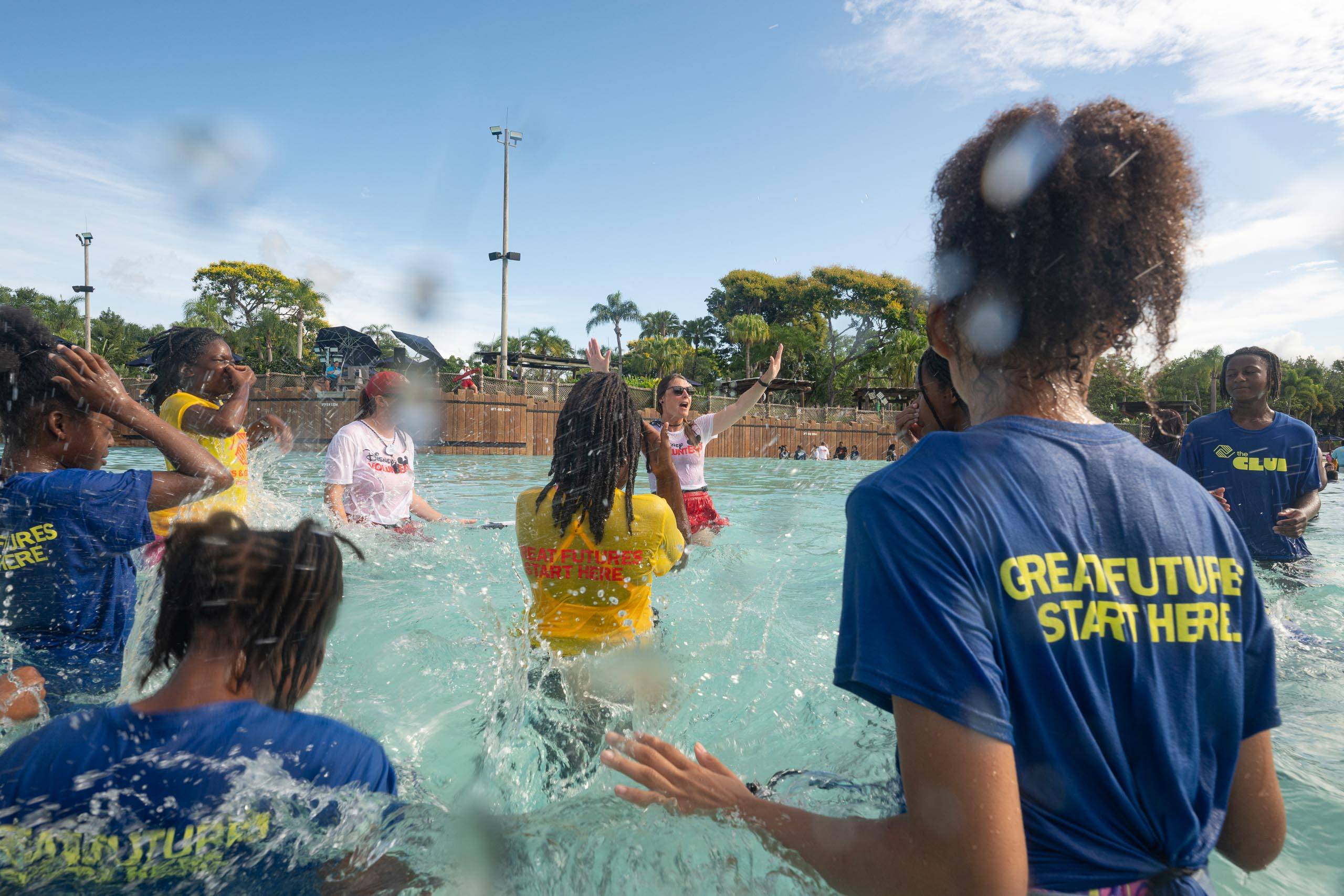 World's Largest Swimming Lesson at Typhoon lagoon