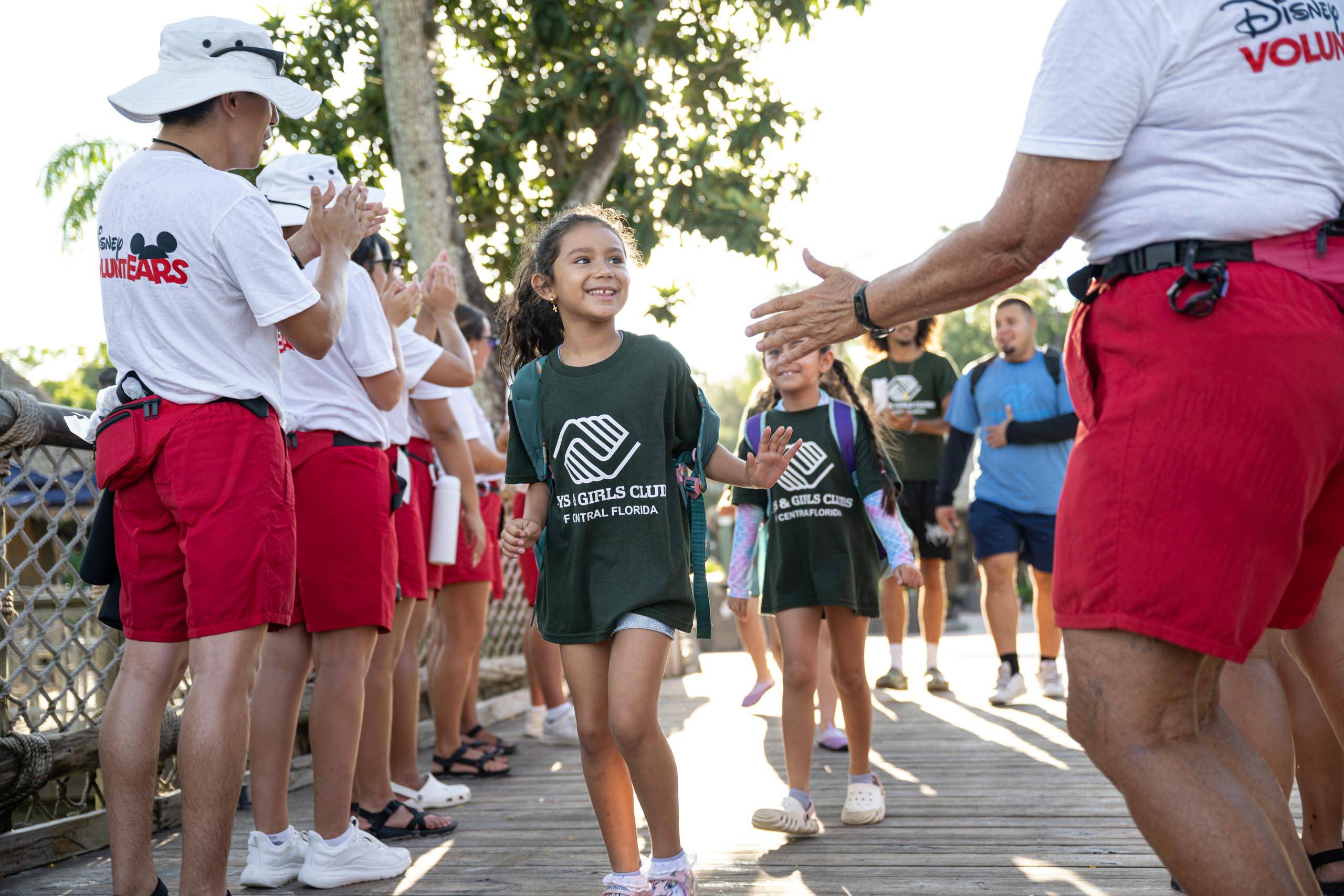 World's Largest Swimming Lesson at Typhoon lagoon