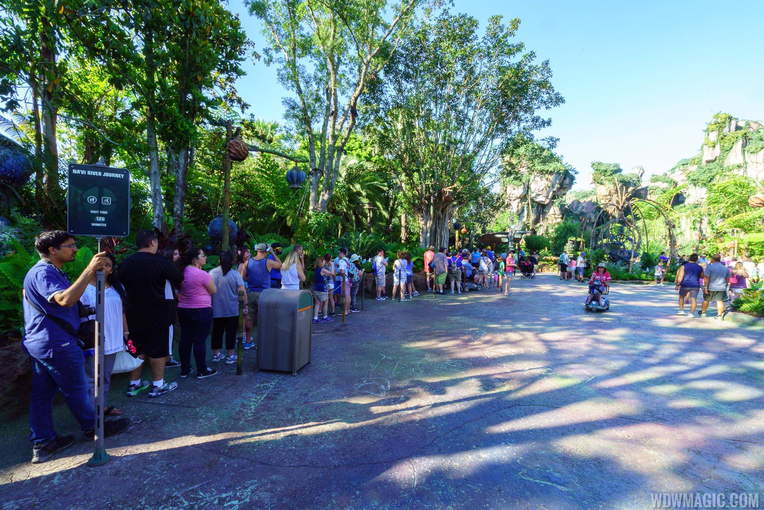 Guests in line for Na'vi River Journey