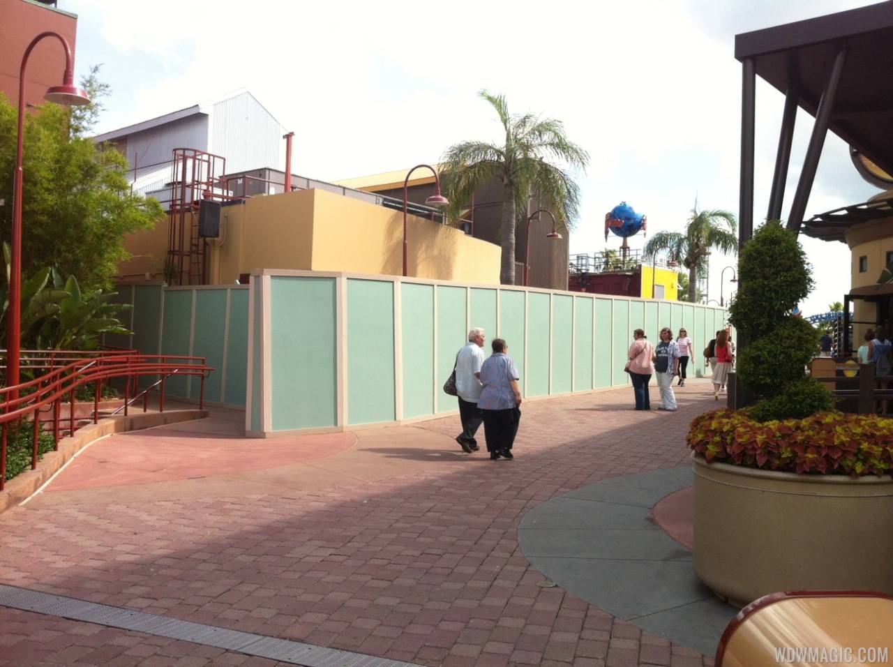 PHOTOS - More Disney Springs construction walls go up around Pleasure Island