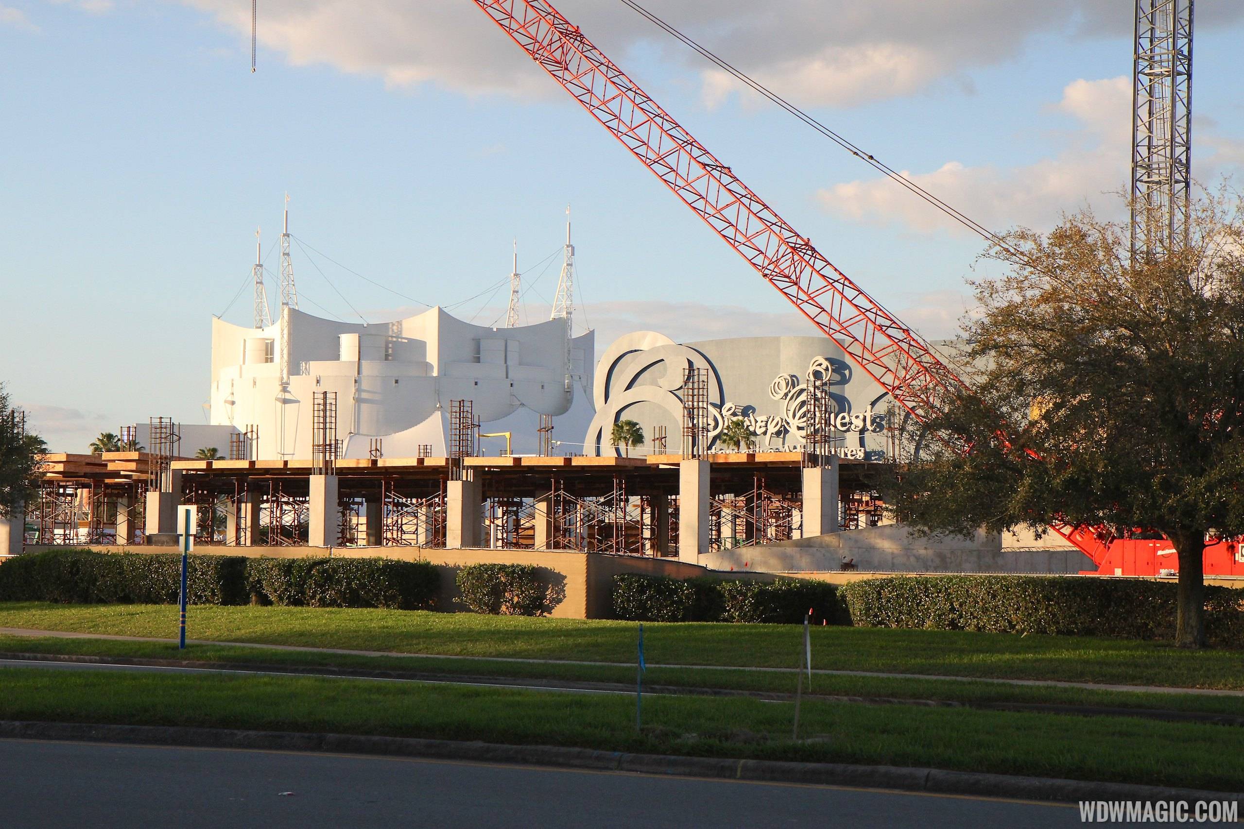 PHOTOS - Latest look at the Disney Springs West Side parking garage construction