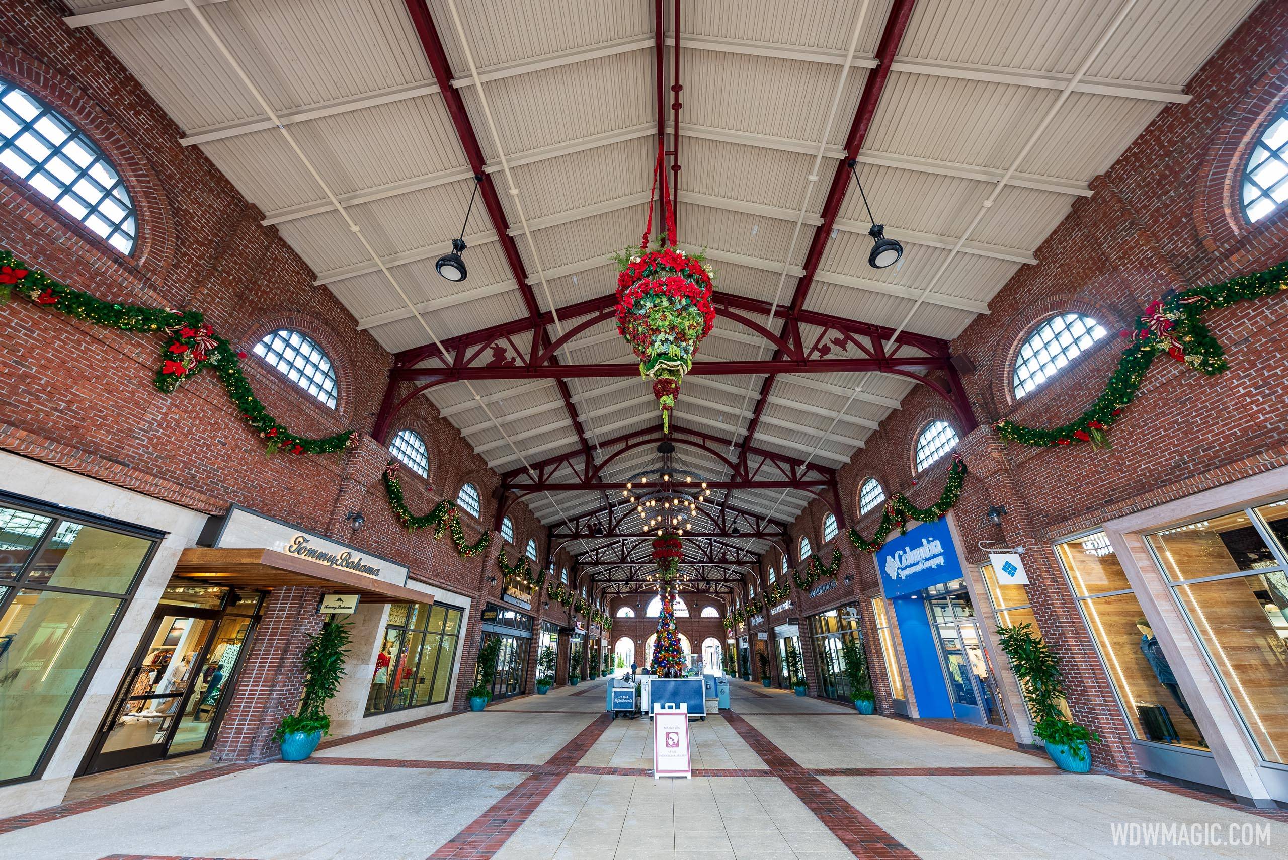 Disney Springs Christmas holiday decor 2021