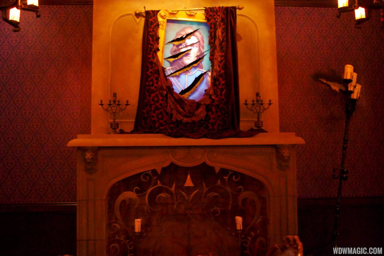 Be Our Guest Restaurant - The changing portrait in the West Wing Dining Room