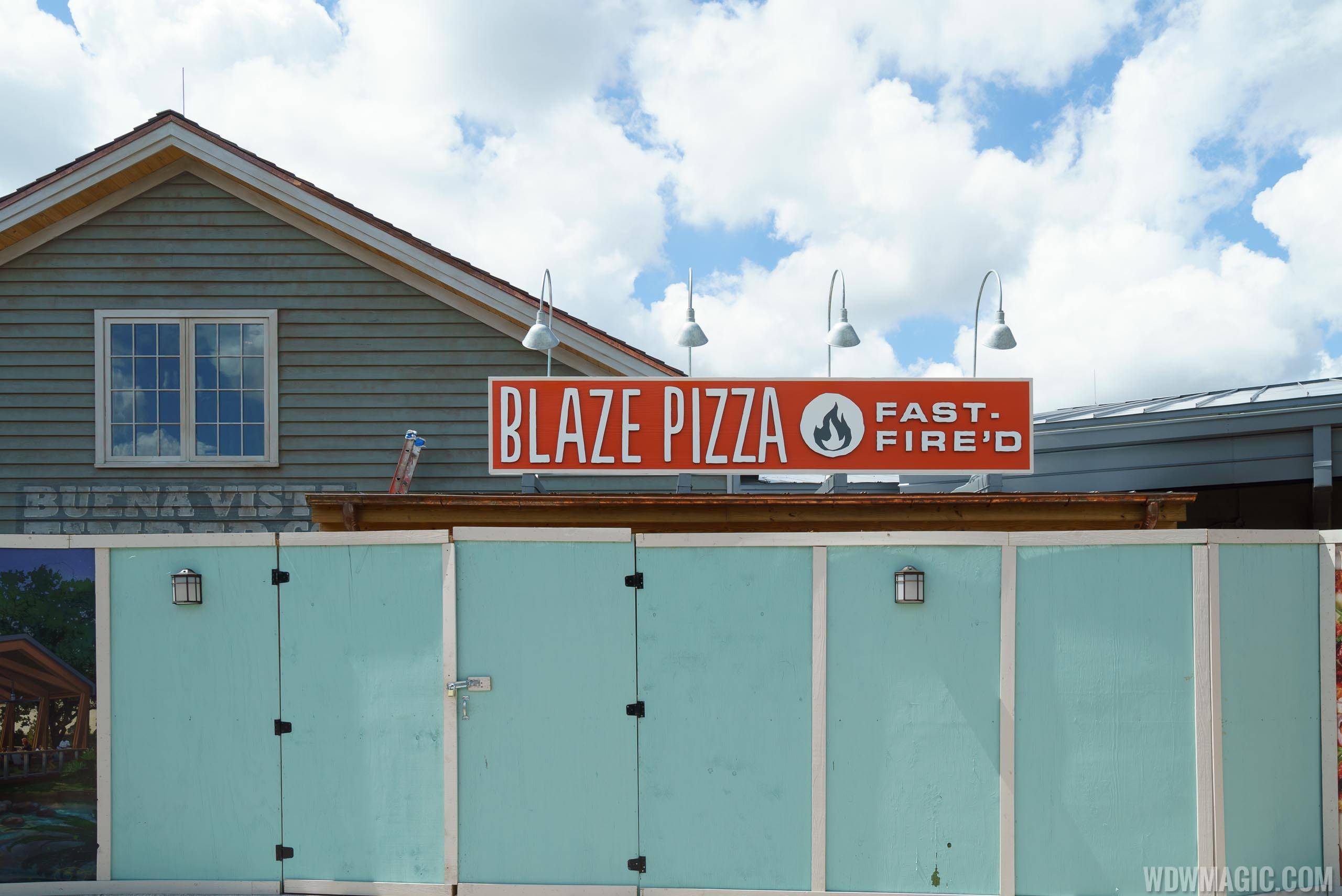 Blaze Pizza construction