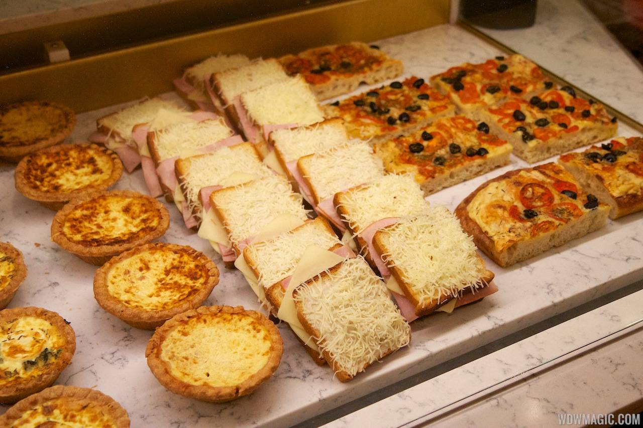 Les Halles Boulangerie Patisserie - Sandwiches