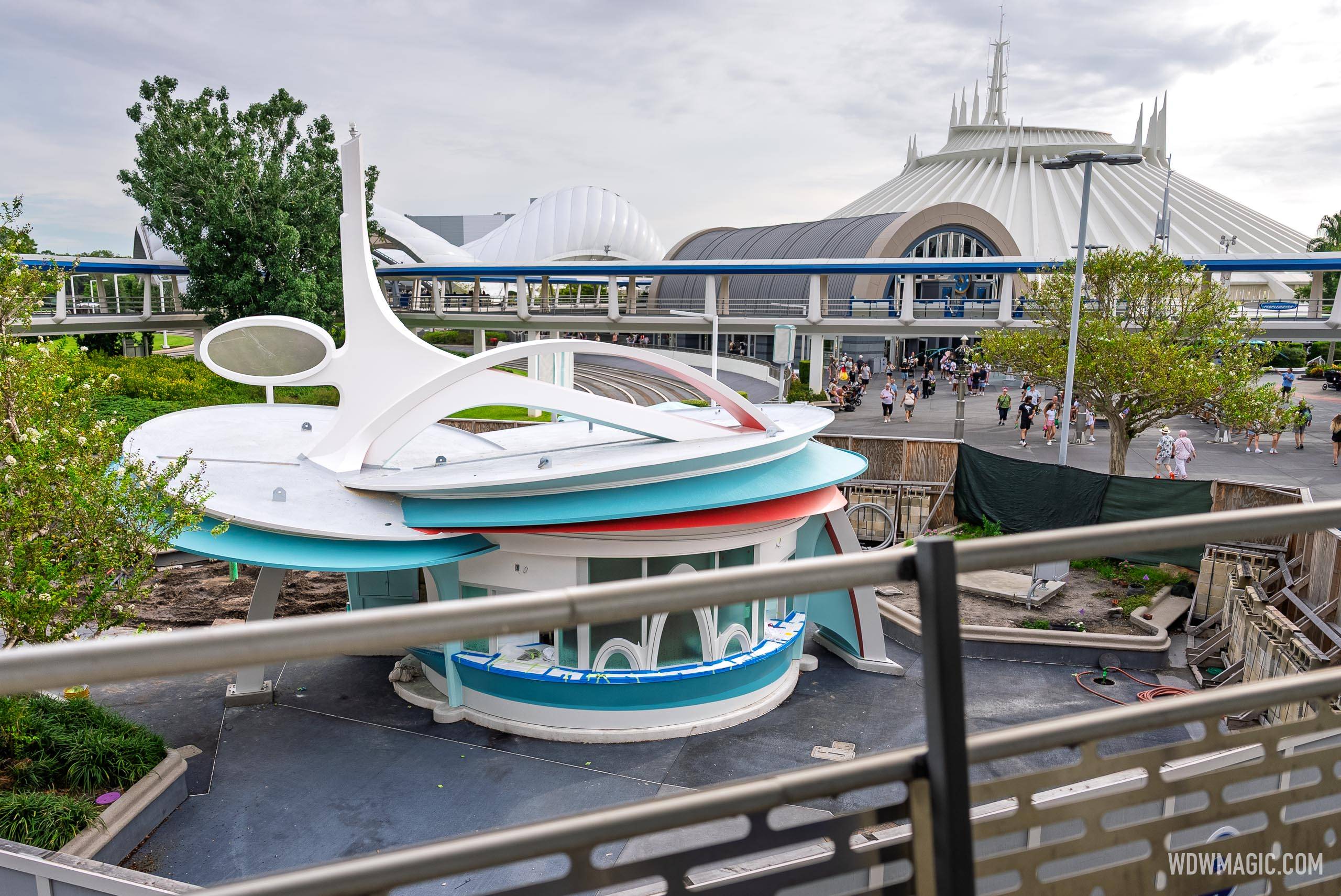 New Cool Ship Kiosk Installed in Magic Kingdom's Tomorrowland with