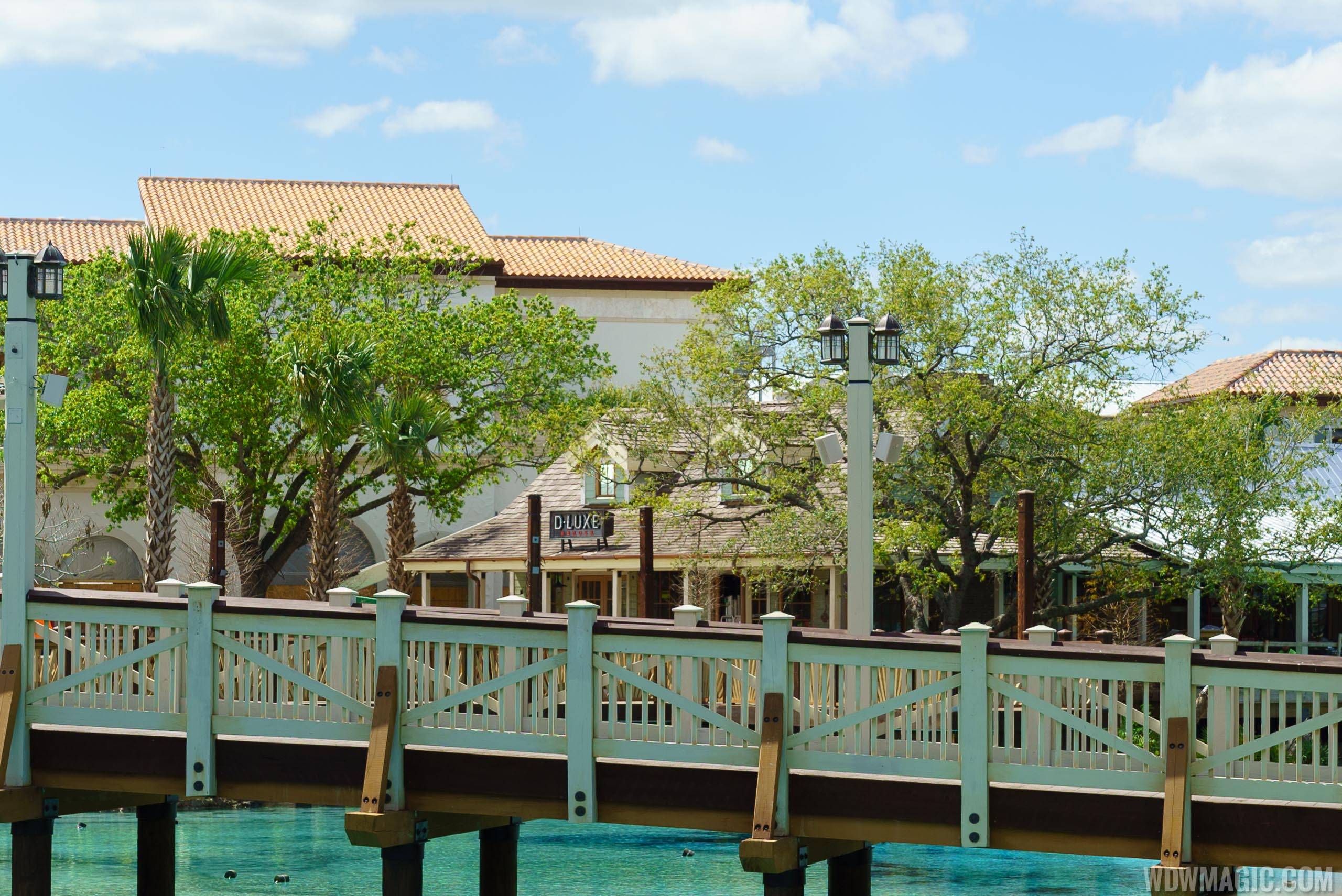 PHOTOS - D-Luxe Burger construction at Disney Springs