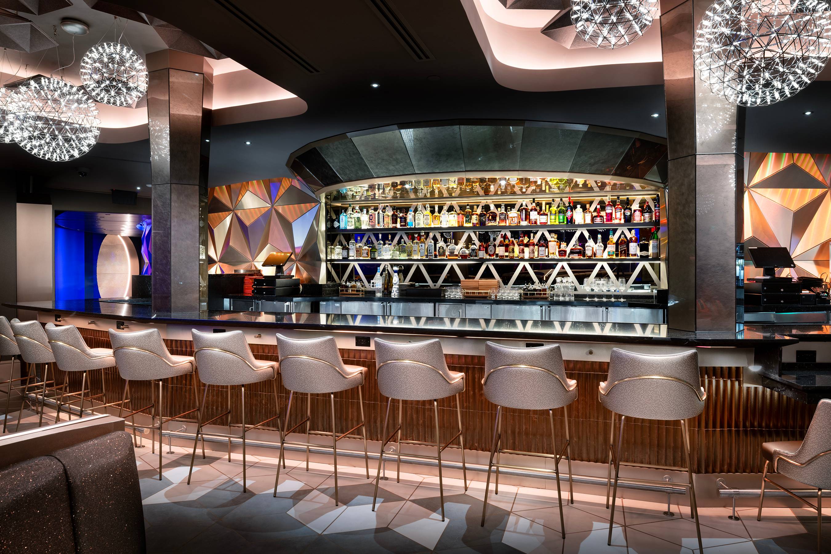 Inside the GEO-82 Lounge