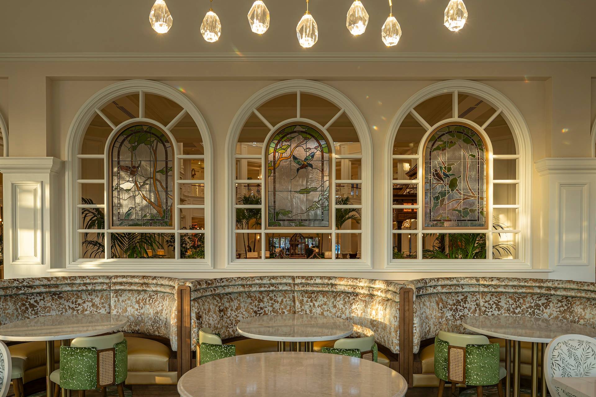 Garden View Lounge Interior Details at Disney's Grand Floridian - photo 2 of 10