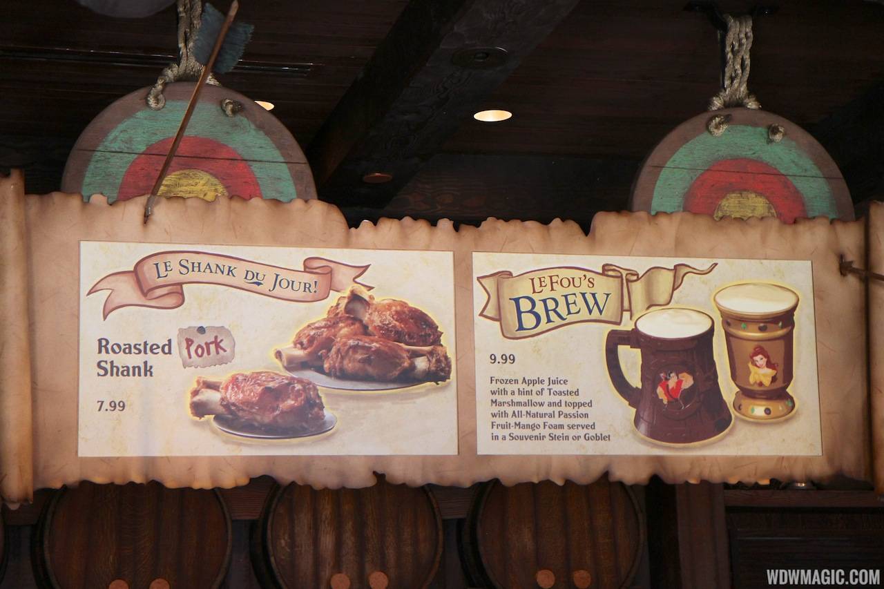 Gaston's Tavern menu board