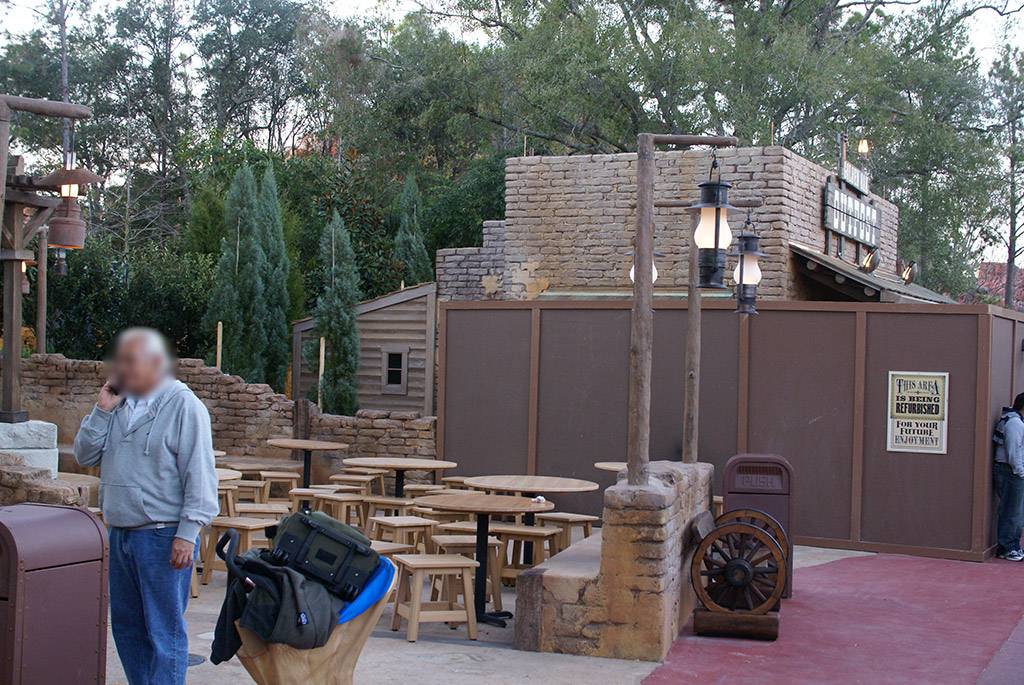 Most walls down at the new Golden Oak Outpost