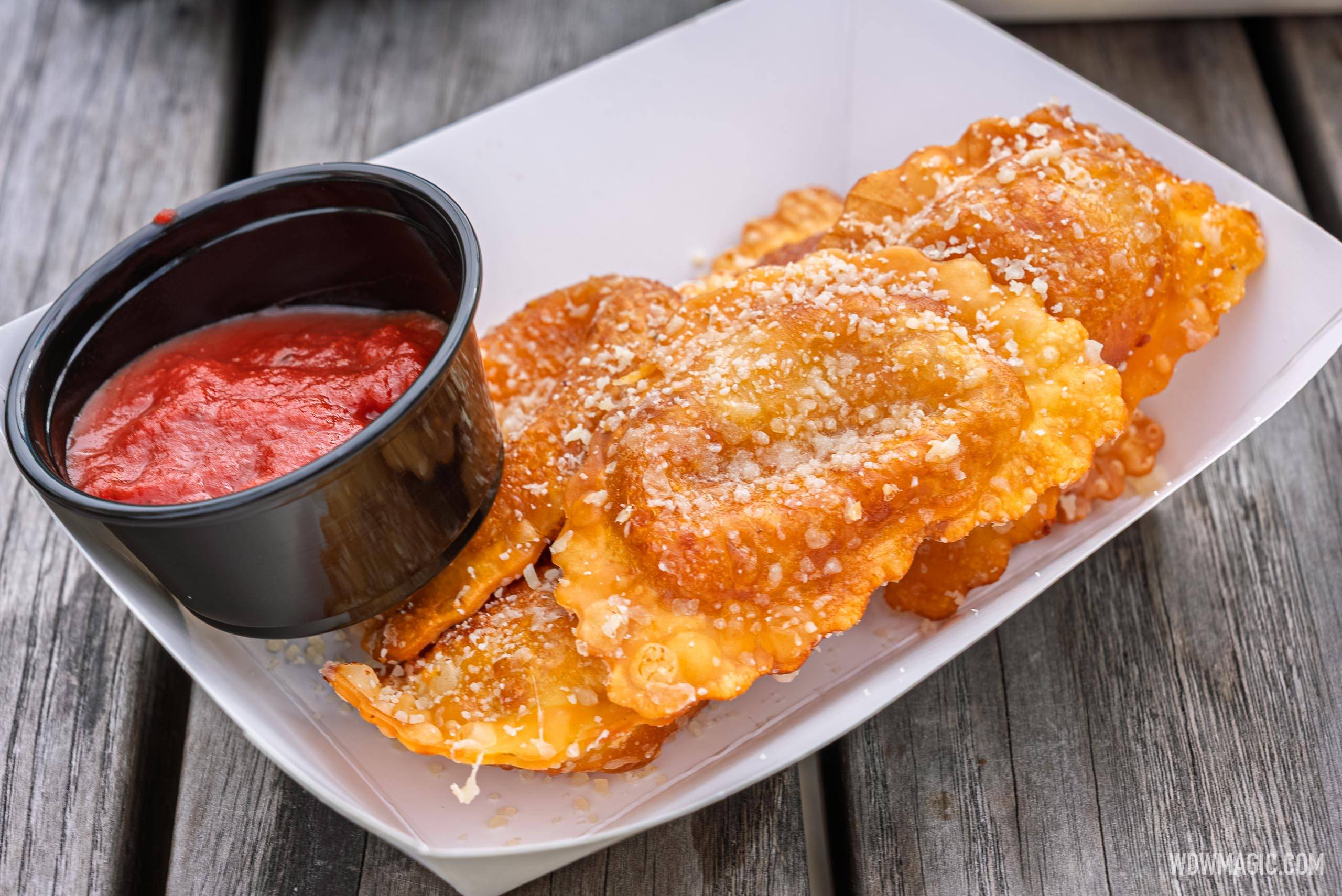 GRAB-N-GOOF Kiosk and Food