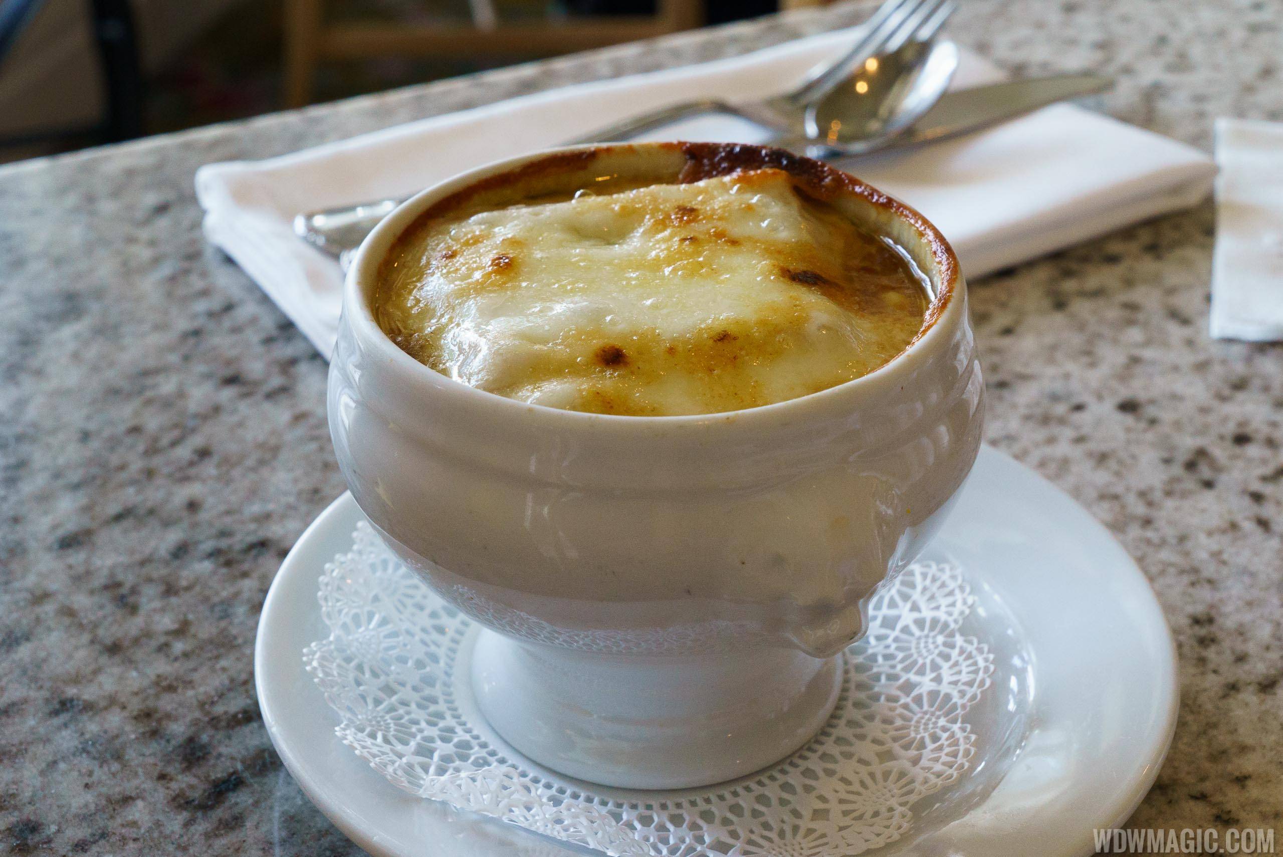 Grand Floridian Cafe lunch - Carmelized Onion Soup Gratinée