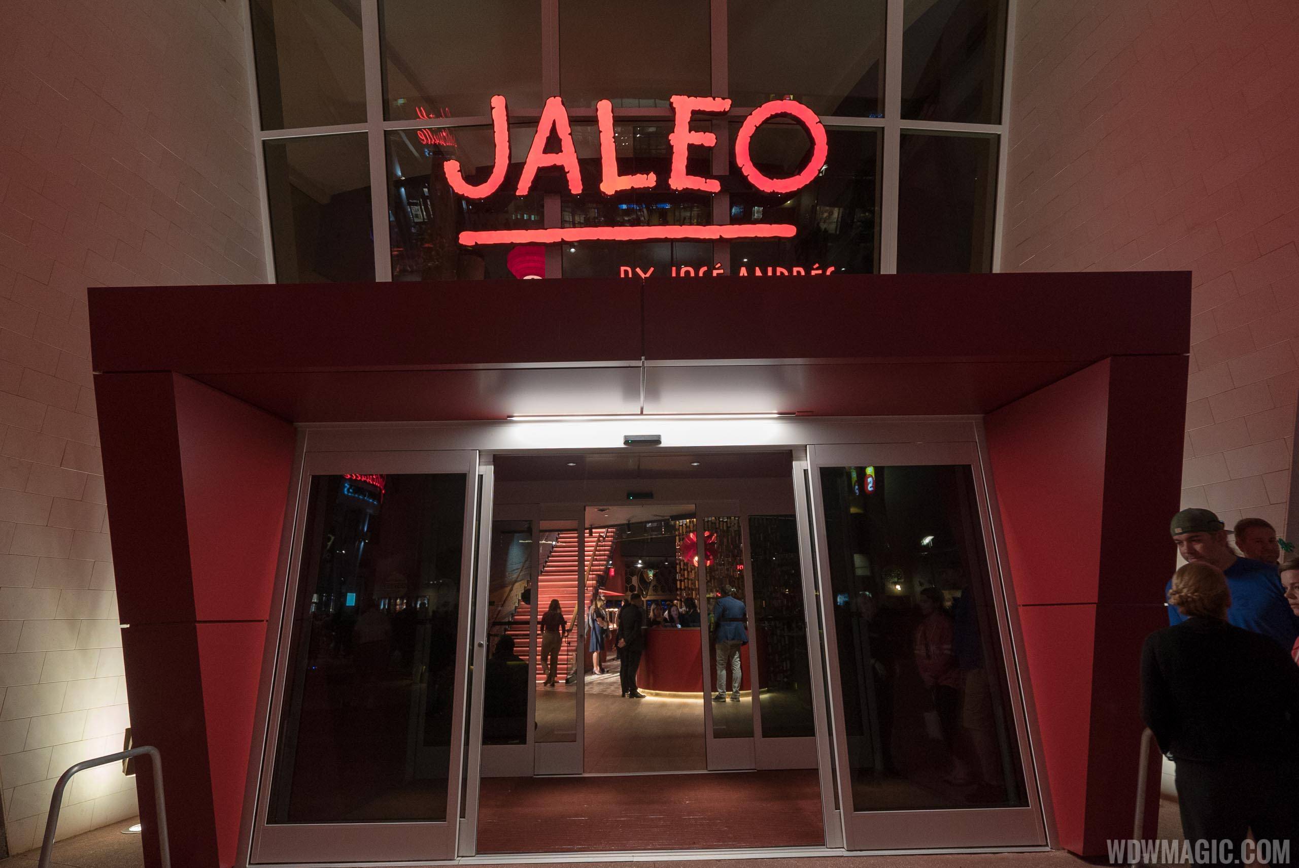 Jaleo restaurant tour and food