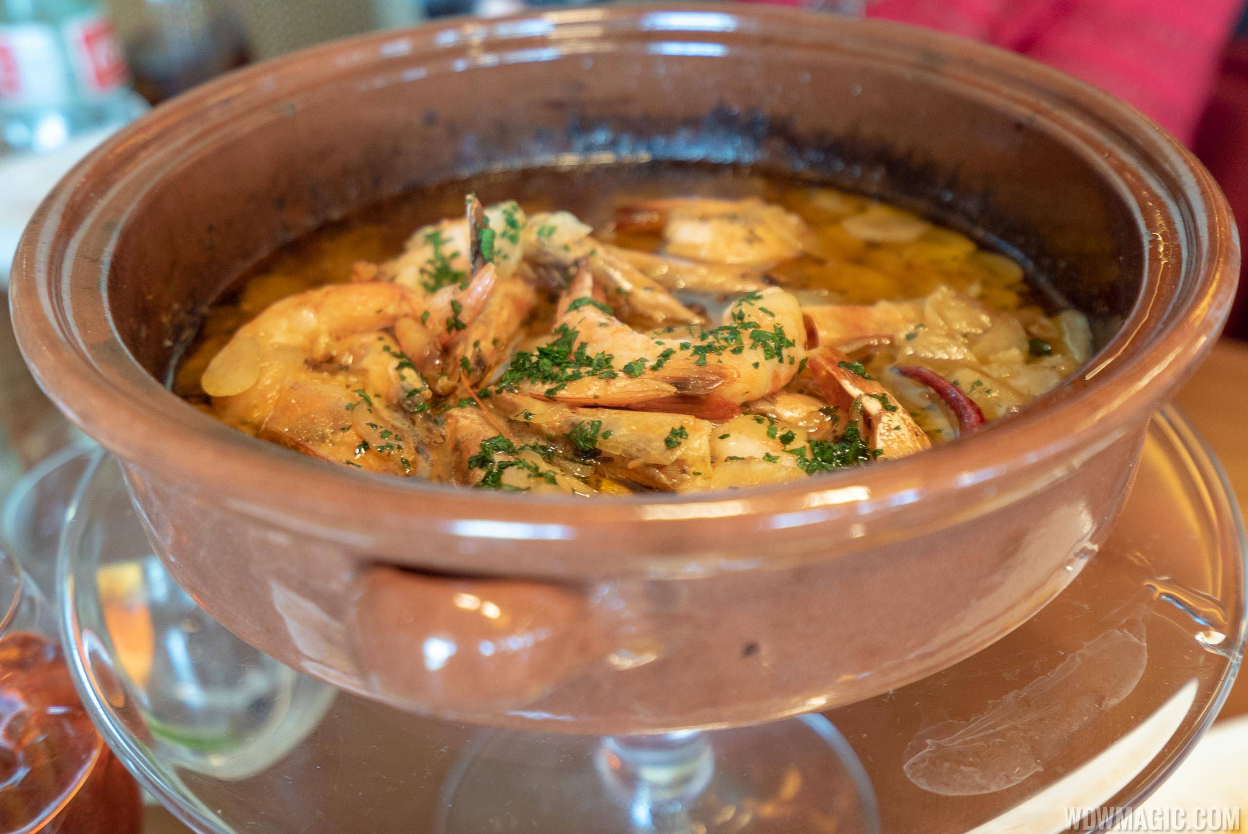 Chef's tasting menu: José's Way - Famous tapa of shrimp sautéed with garlic 