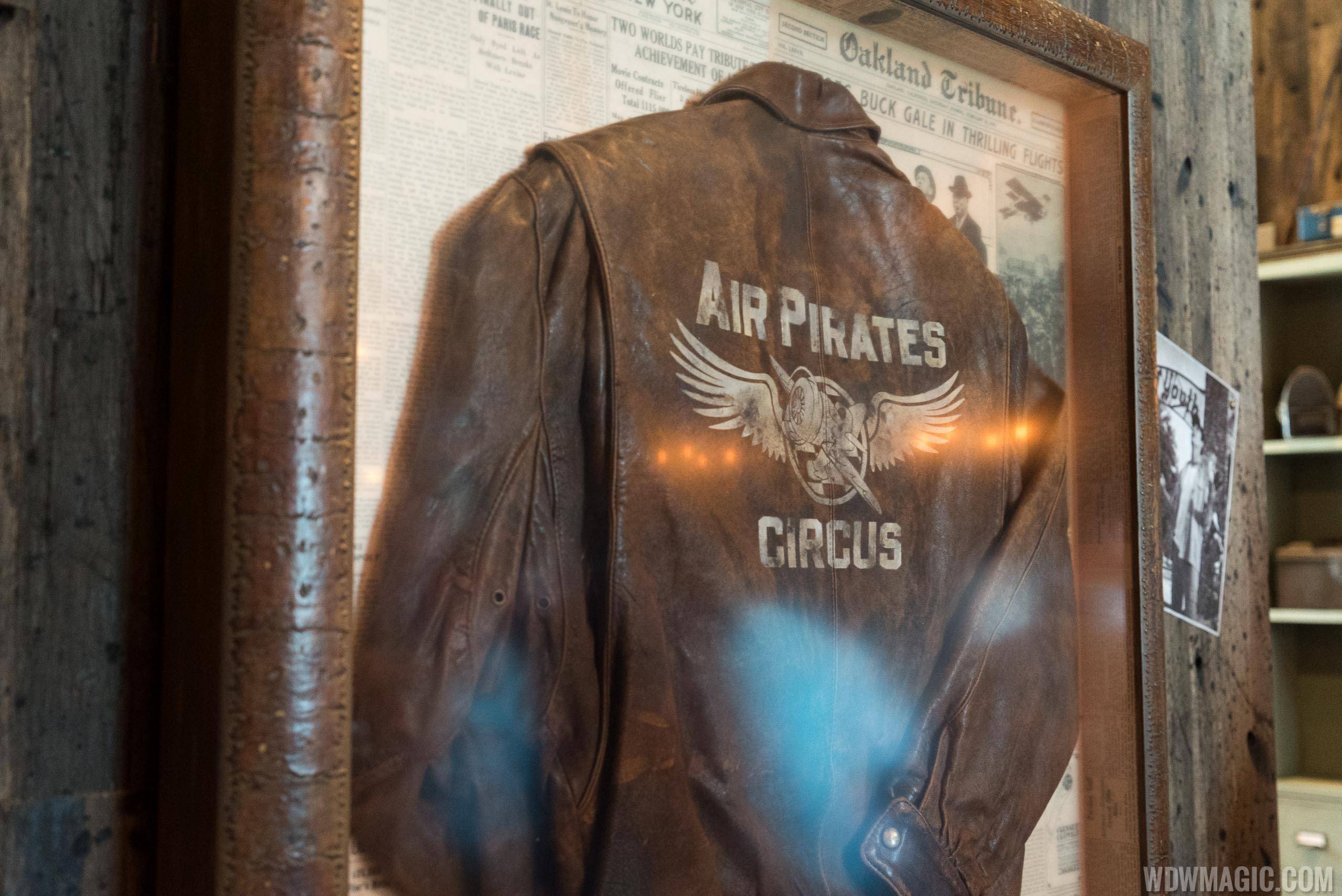 Jock Lindsey's Hangar Bar - Air Pirates Circus jacket