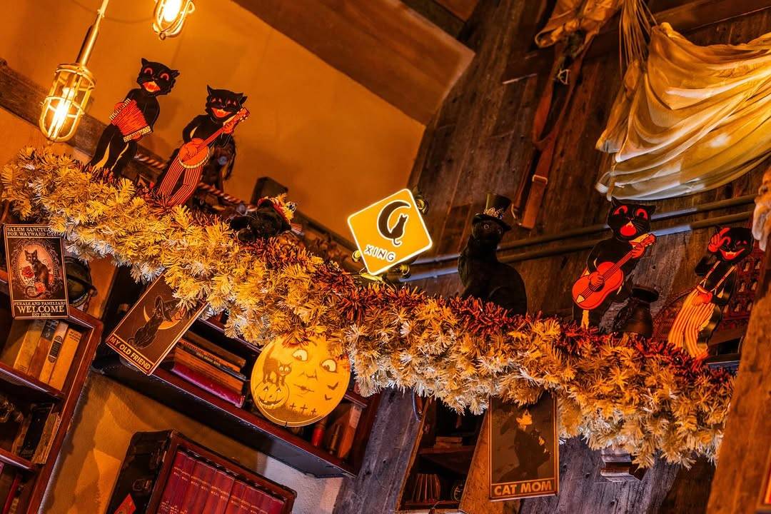 Halloween drinks at Jock Lindsey's Hangar Bar Disney Springs