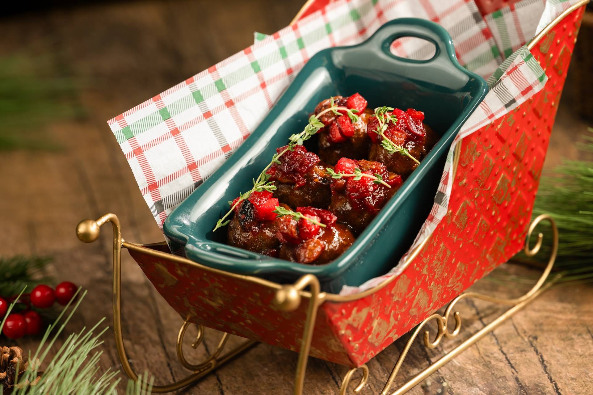 Full 2025 Holiday Menu Revealed for Jock Lindsey's Hangar Bar at