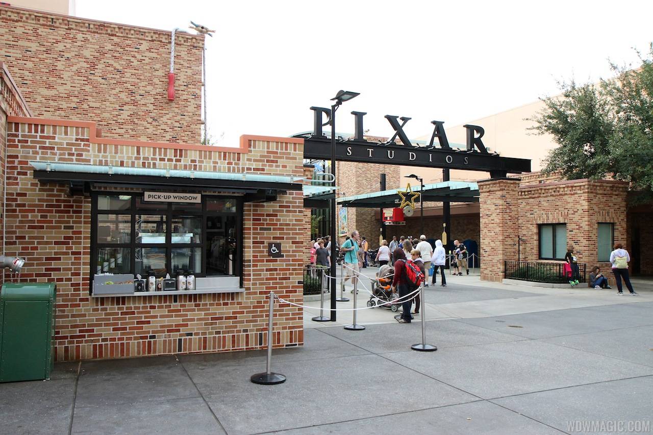 PHOTOS - New Joffrey's Coffee Shop now open in Pixar Place